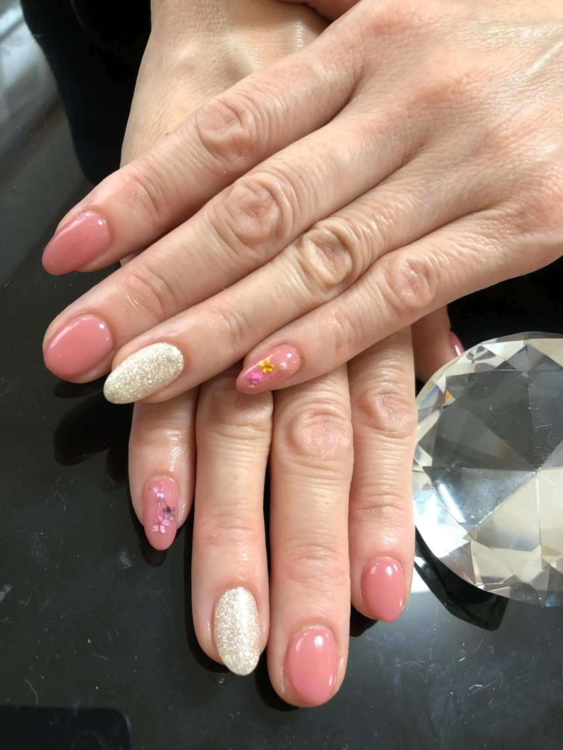 ミディアム ネイル 💎ビューティサロン 湘南　RIRAN💎のネイルデザイン