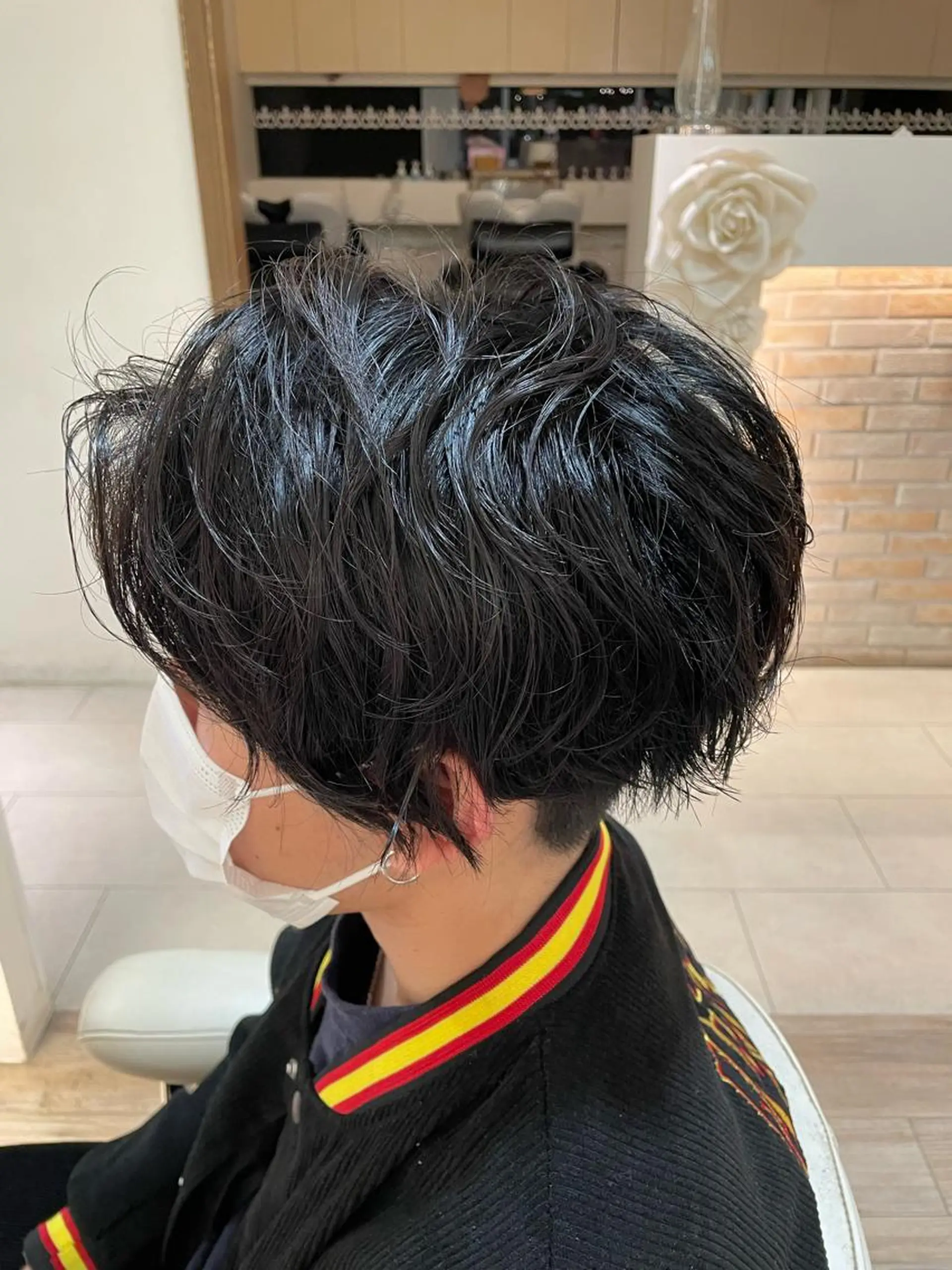 パーマ アサト チヨノのヘアスタイル