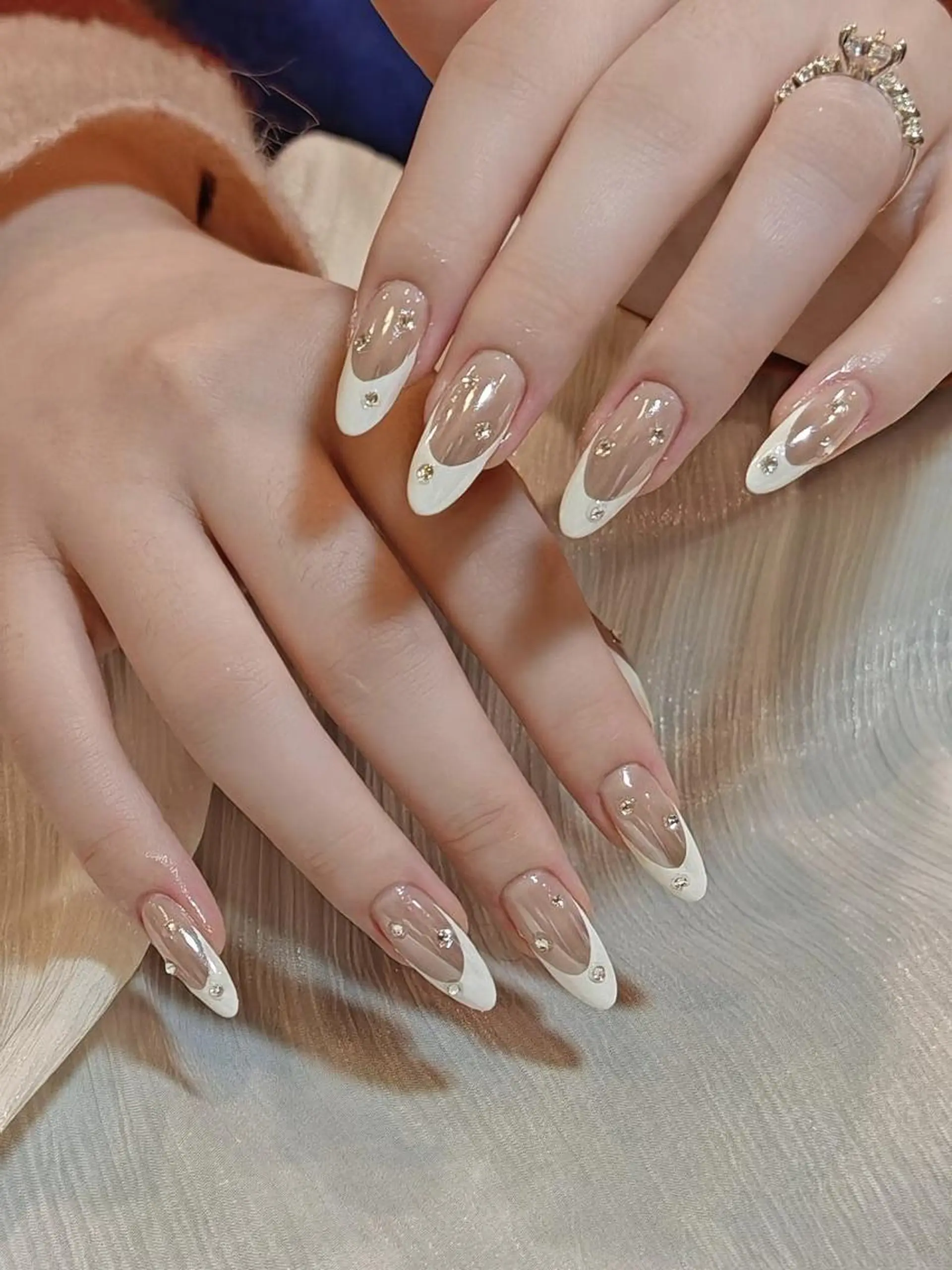 ネイル 長さ出し フレンチネイル グラデーション 卒業式 マグネットネイル ハンドネイル MIHANA YUKIのネイルデザイン