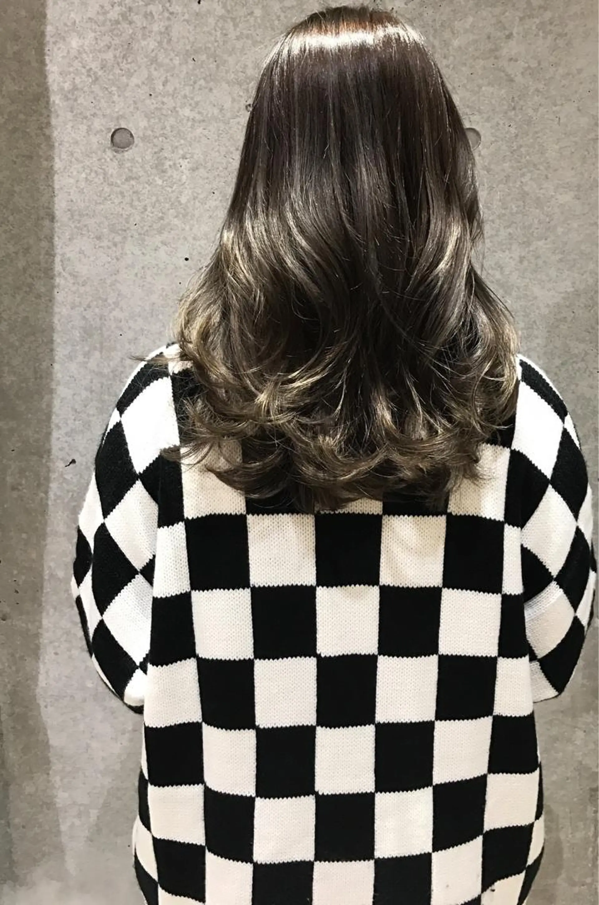 セミロング カラー 井坂 和博のヘアスタイル