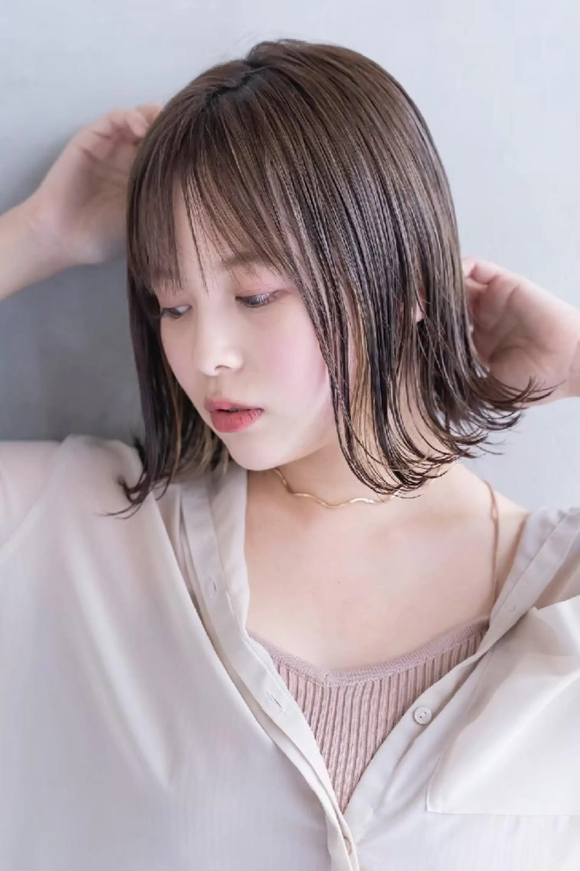 ミディアム カラー パーマ ヘアアレンジ ネイル キッズ メンズ マツエク・マツパ カット ヘアカラー トリートメント 🌸グレージュ/ 艶髪🌸yutaのヘアスタイル