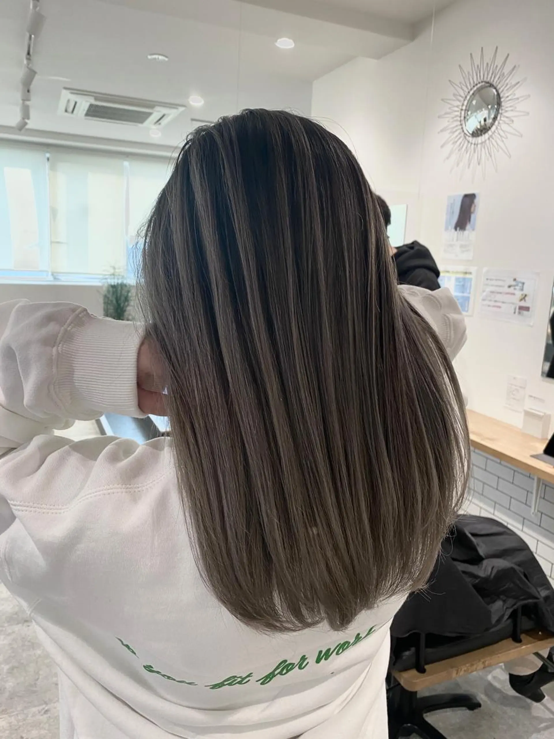 ミディアム カラー バレイヤージュ レイヤーカット トリートメント JIL BLAN 京都のヘアスタイル