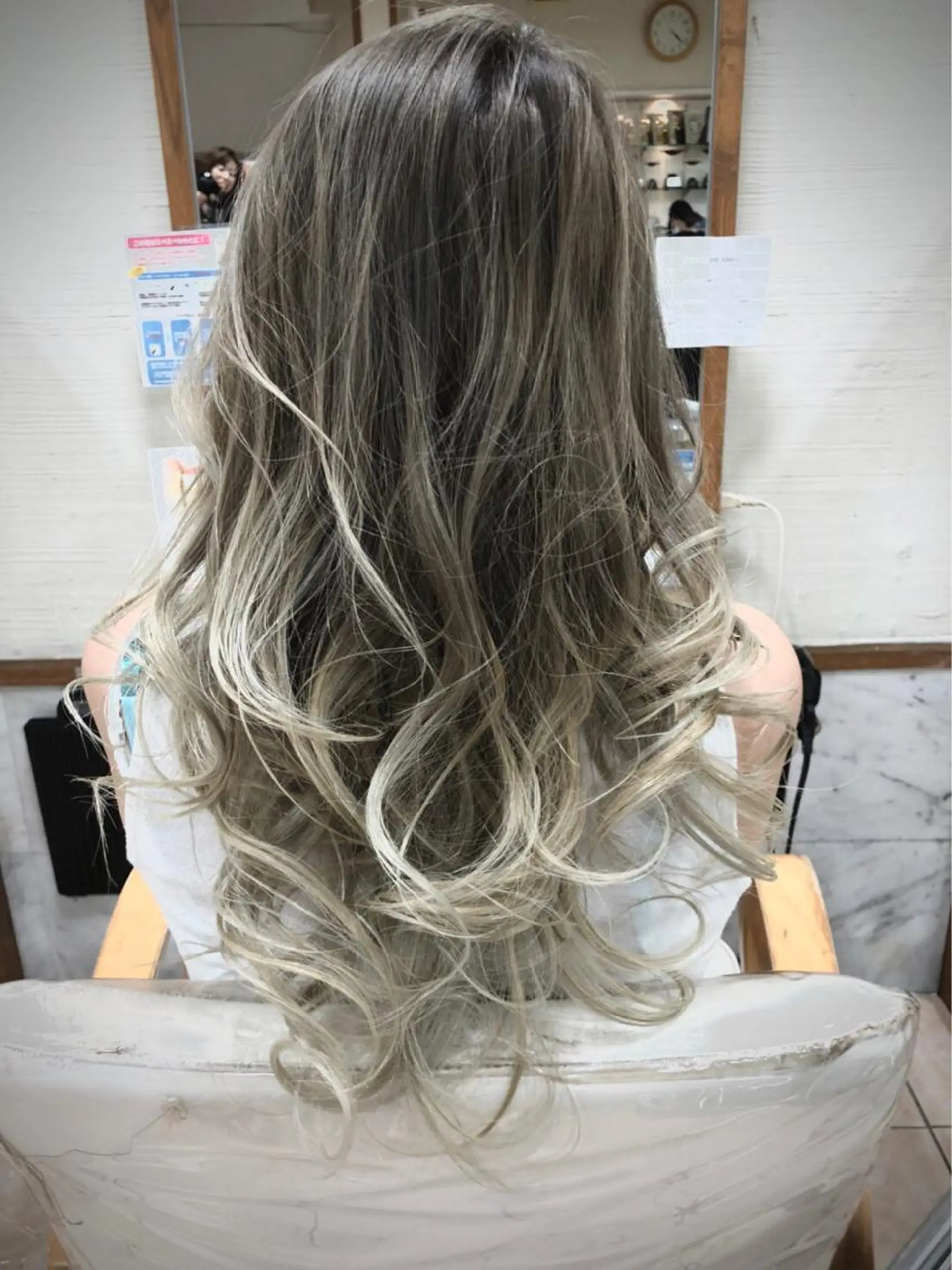 ロング カラー アディクシーカラー アッシュ グレージュ ヘアカラー 中塚 達之のヘアスタイル