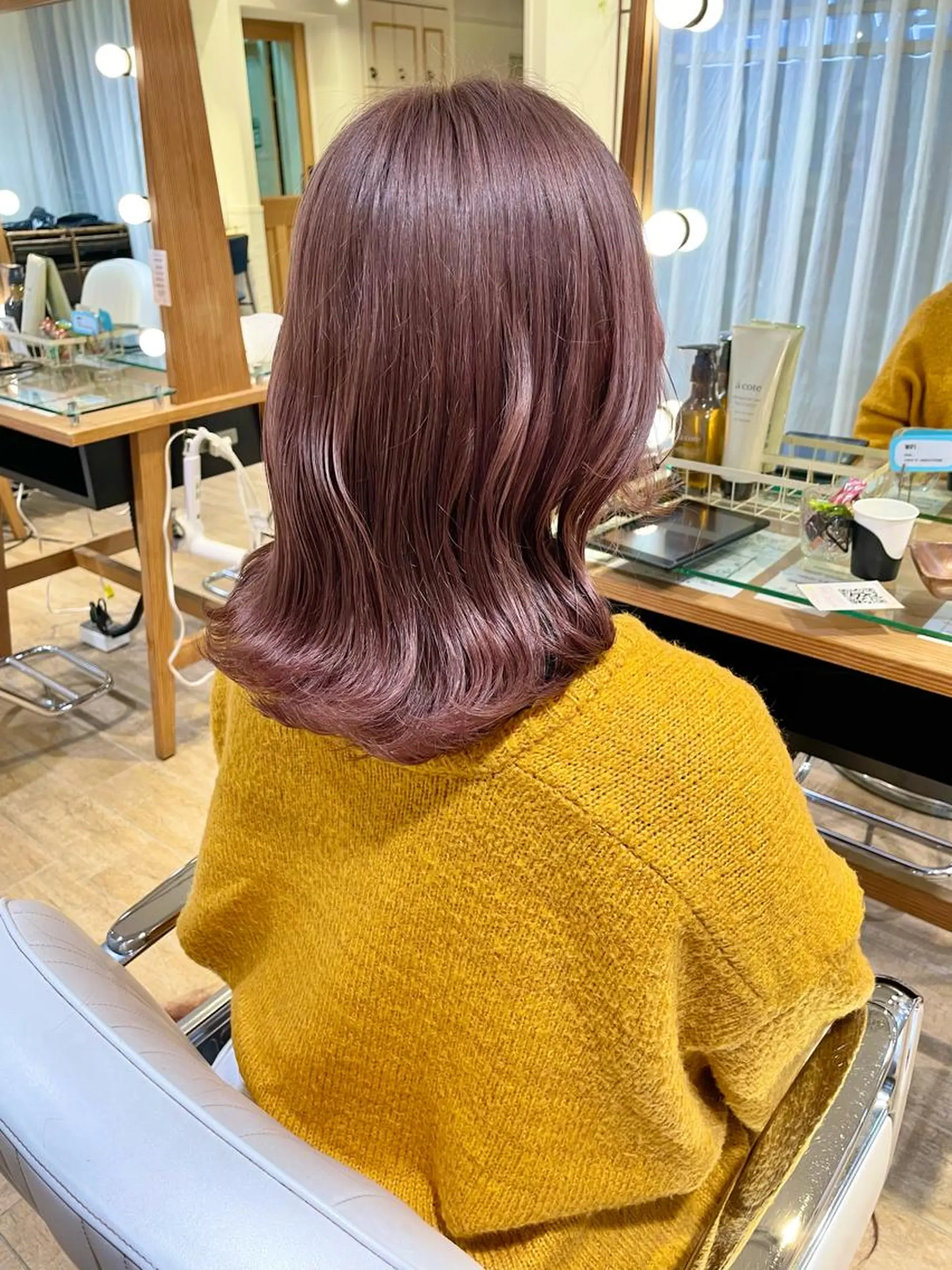 セミロング カラー ヘアアレンジ ヘアカラー トリートメント ハイトーンピンク🍑 ブリーチ🍑RINAのヘアスタイル