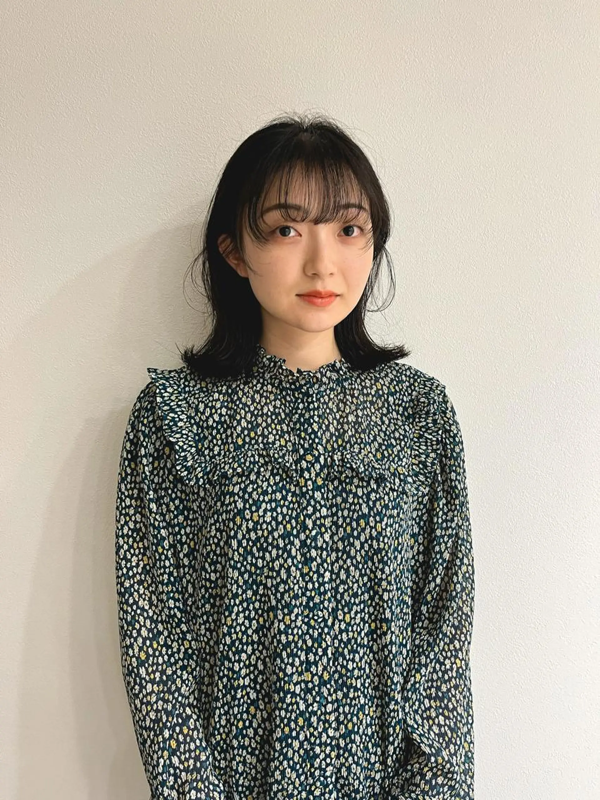 ミディアム メンズハイトーン/栄 /イトウタケルのヘアスタイル