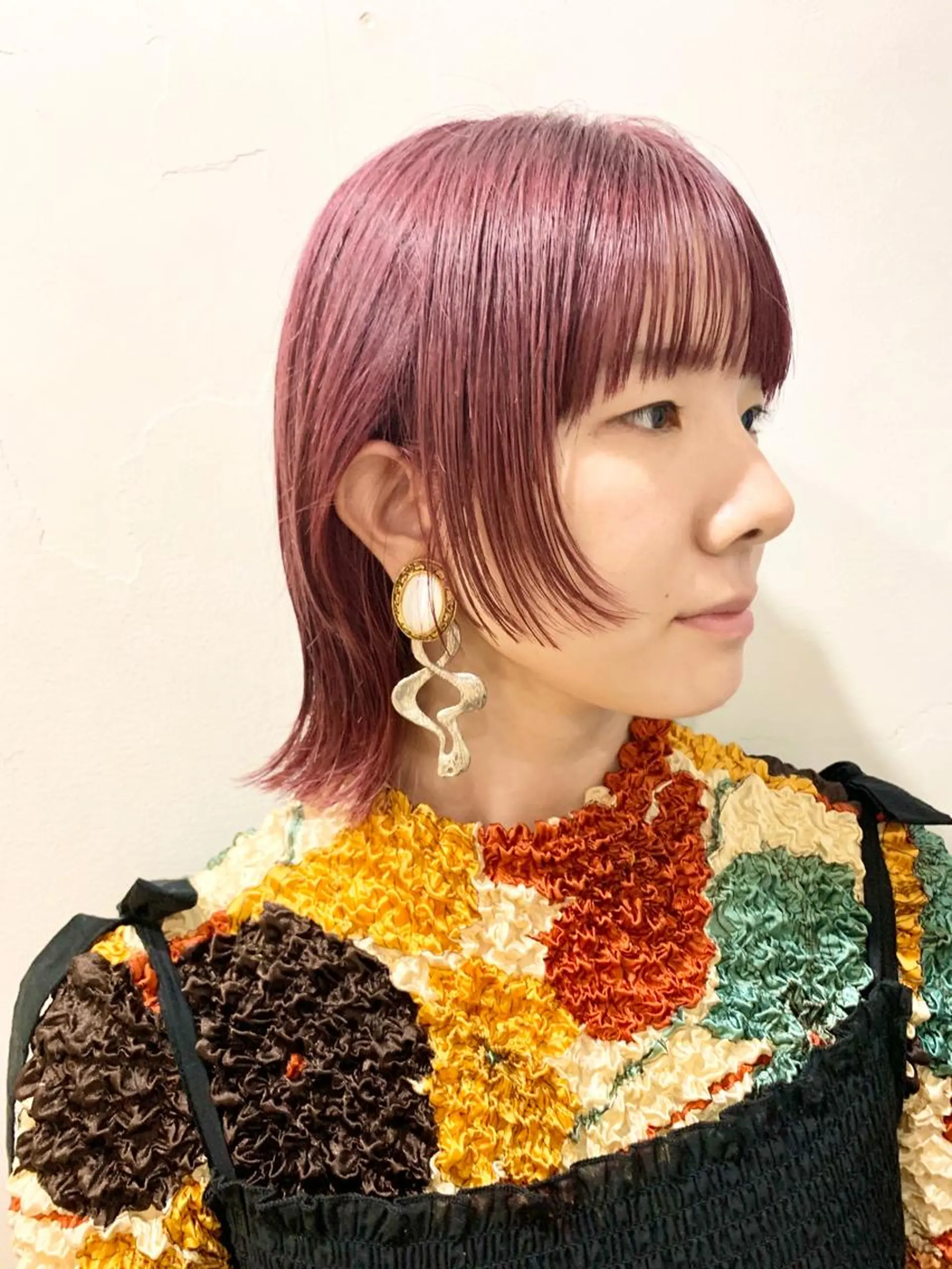 ミディアム ショート・ボブ ・ウルフ✂︎IMAIのヘアスタイル