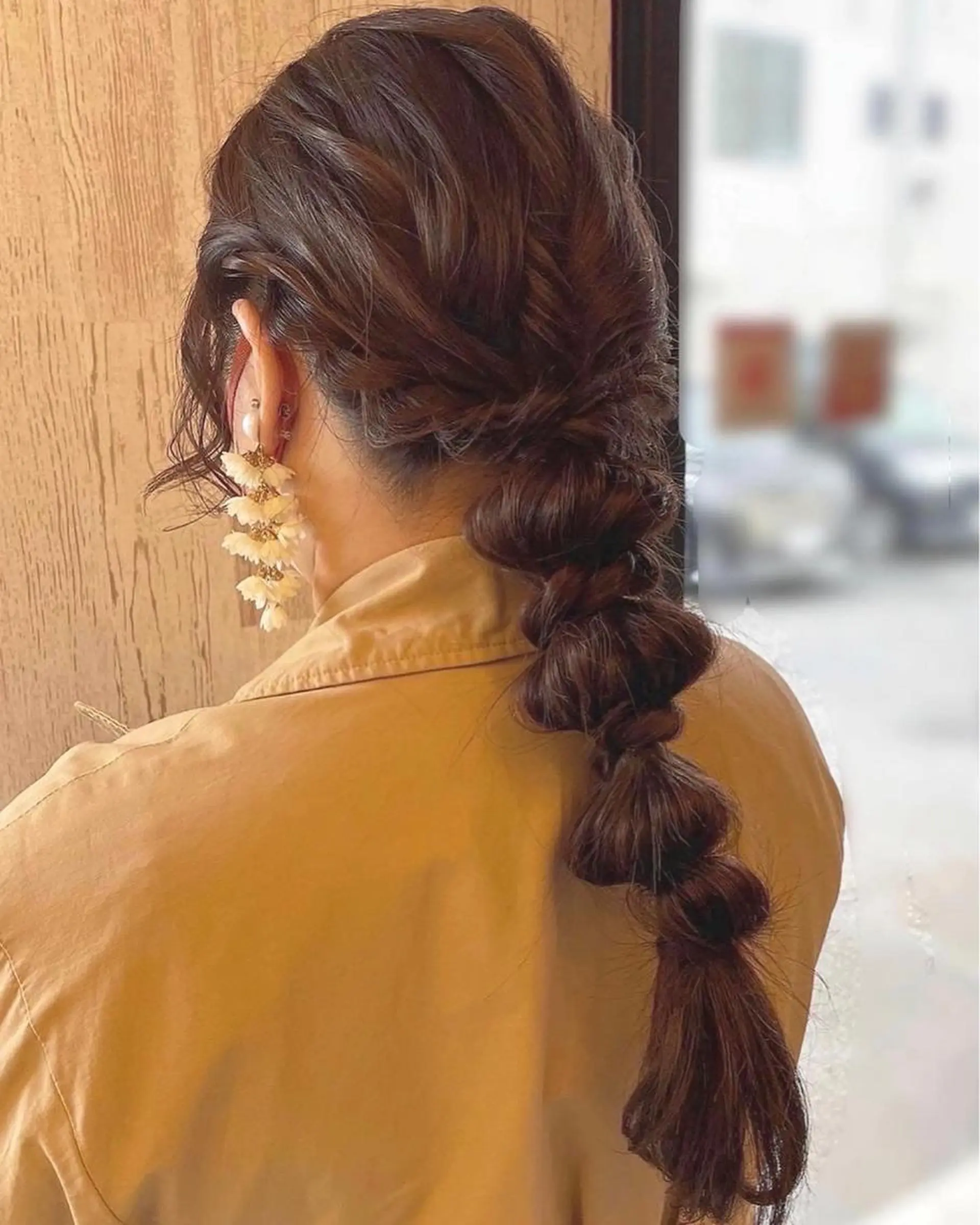 ロング 岡村 真子のヘアスタイル