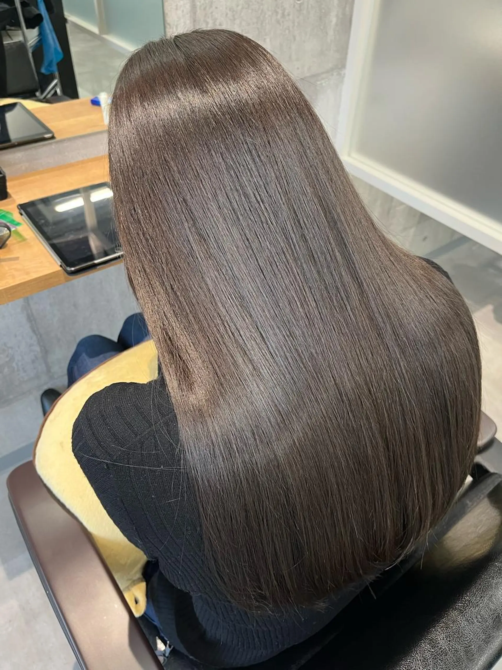 セミロング ヘアカラー トリートメント newi WASHIOのヘアスタイル