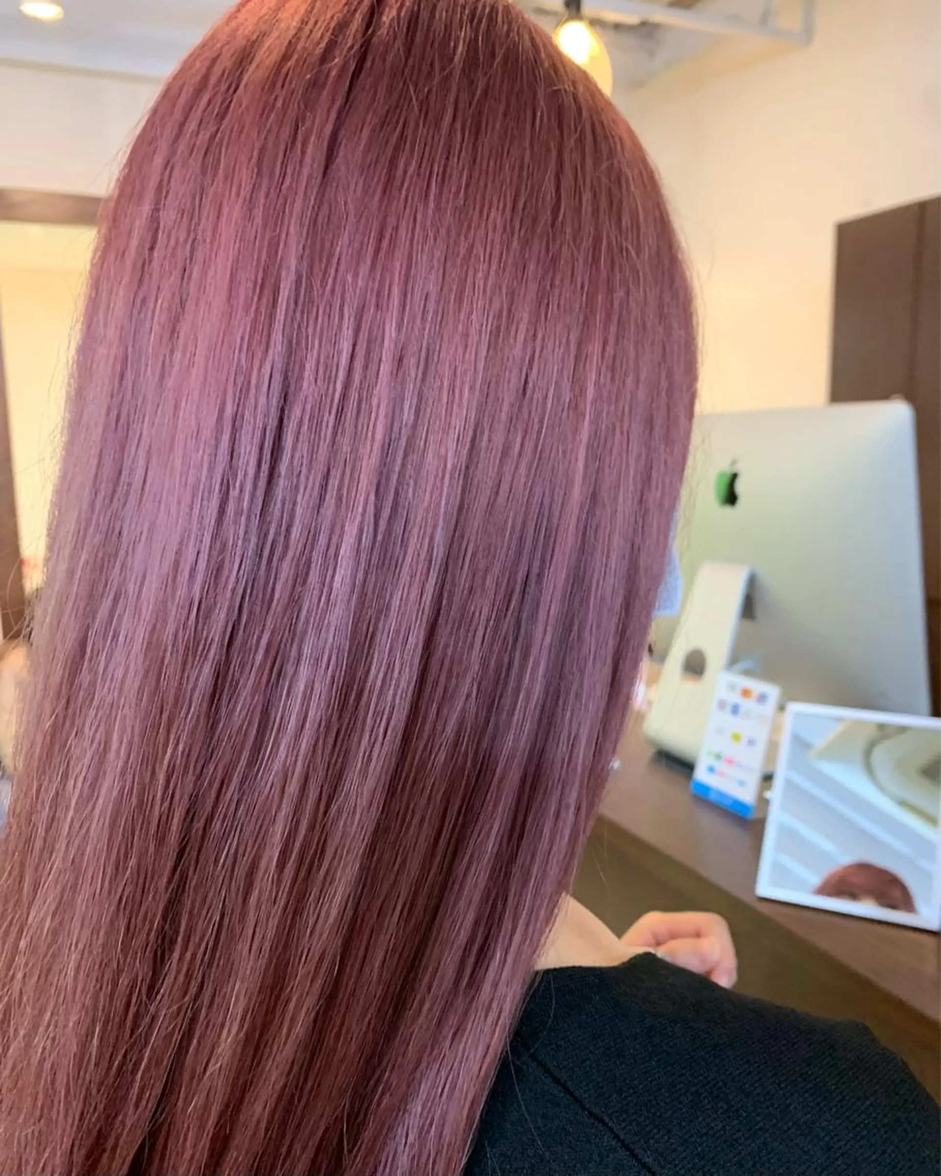 セミロング カラー ベージュカラー ピンクカラー ピンクベージュ Emma ecole所属・Emma ecole /栄/RIOのヘアスタイル