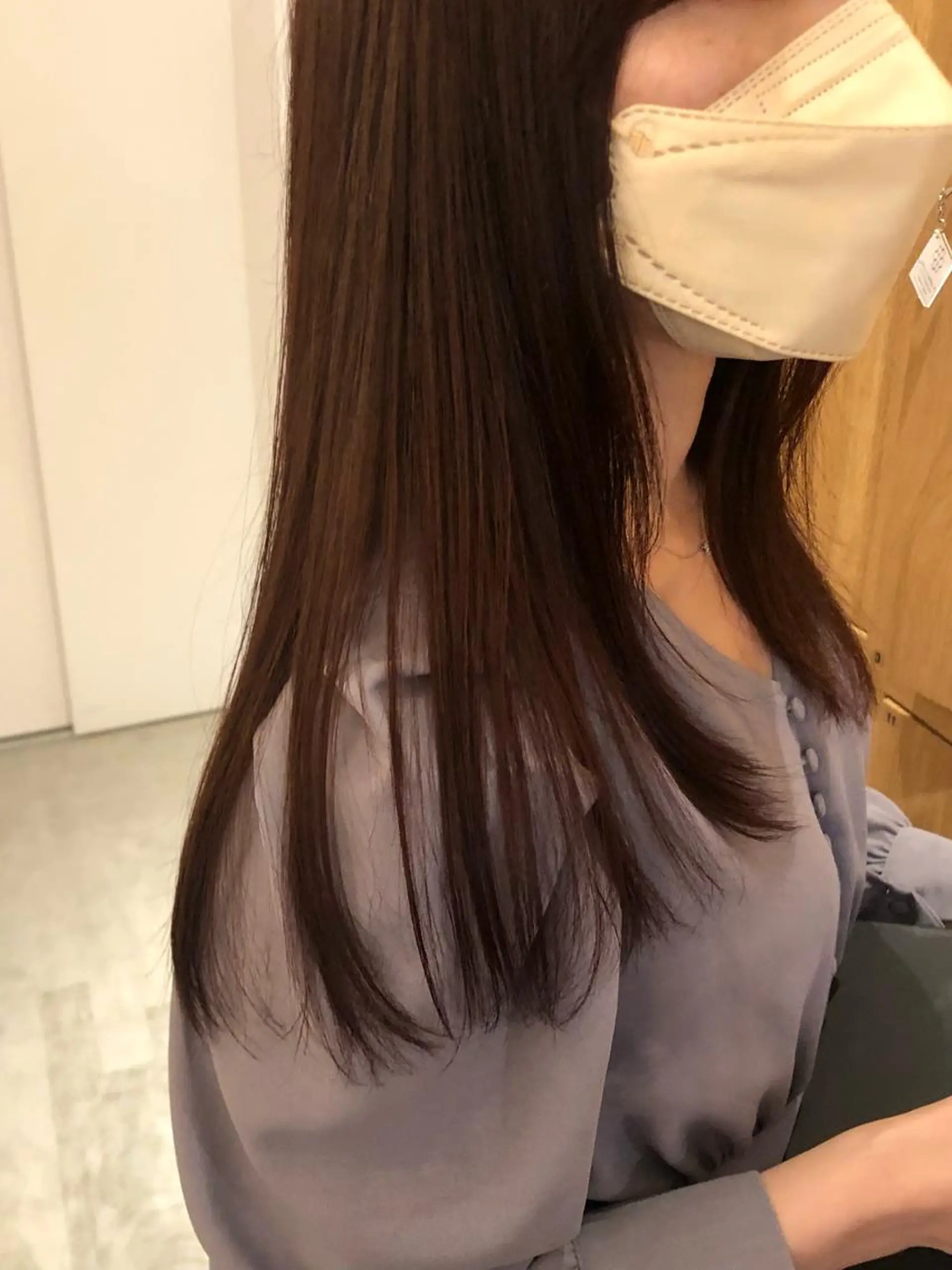 ミディアム KOCHAB 中村穂風のヘアスタイル