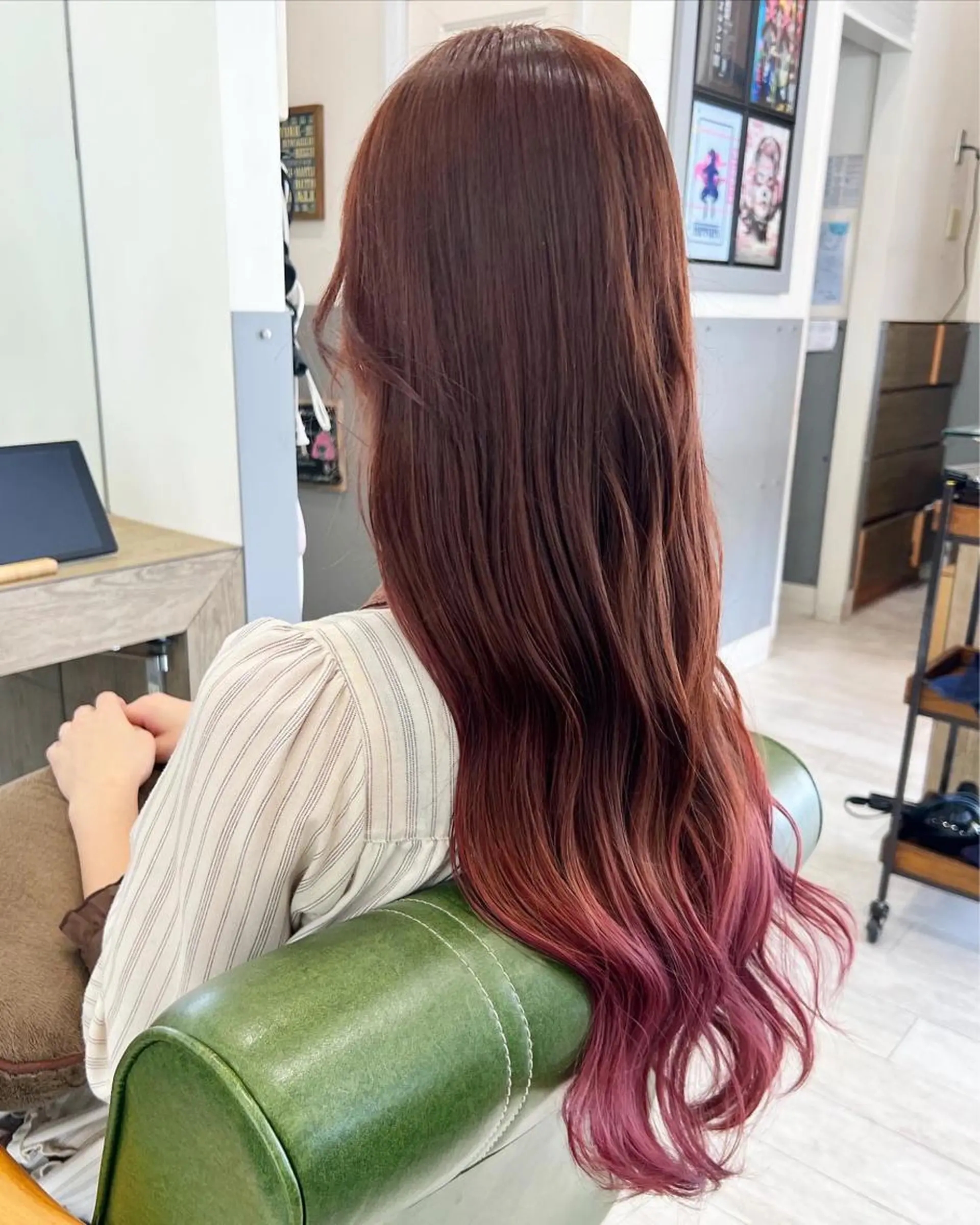ロング カラー ヘアアレンジ ブリーチ Hair & Beauty the B 岡崎店所属・山口 安美のヘアスタイル