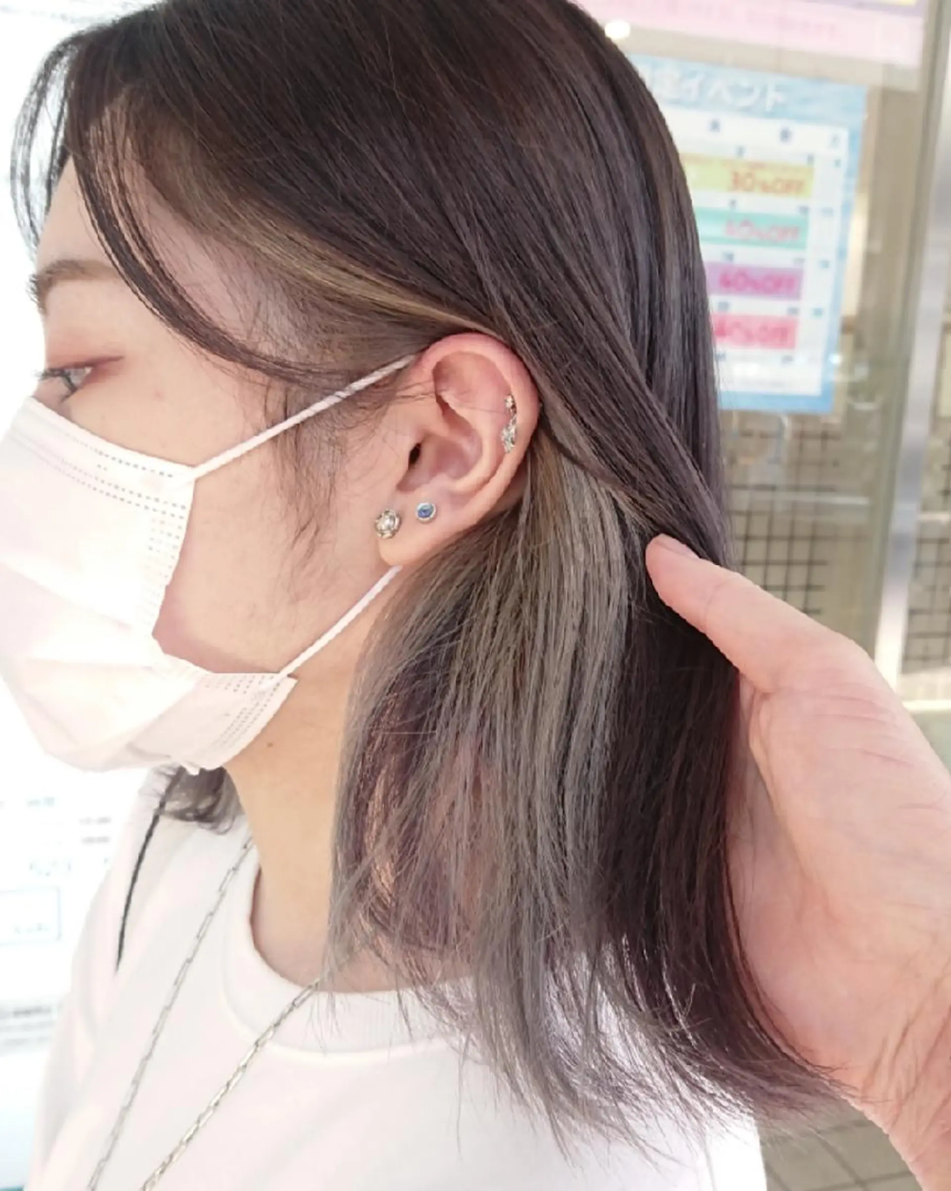 ミディアム カラー ブリーチ ケアブリーチ インナーカラー ヘアカラー トリートメント あらげ 🌈推しカラー🌈ᵕのヘアスタイル