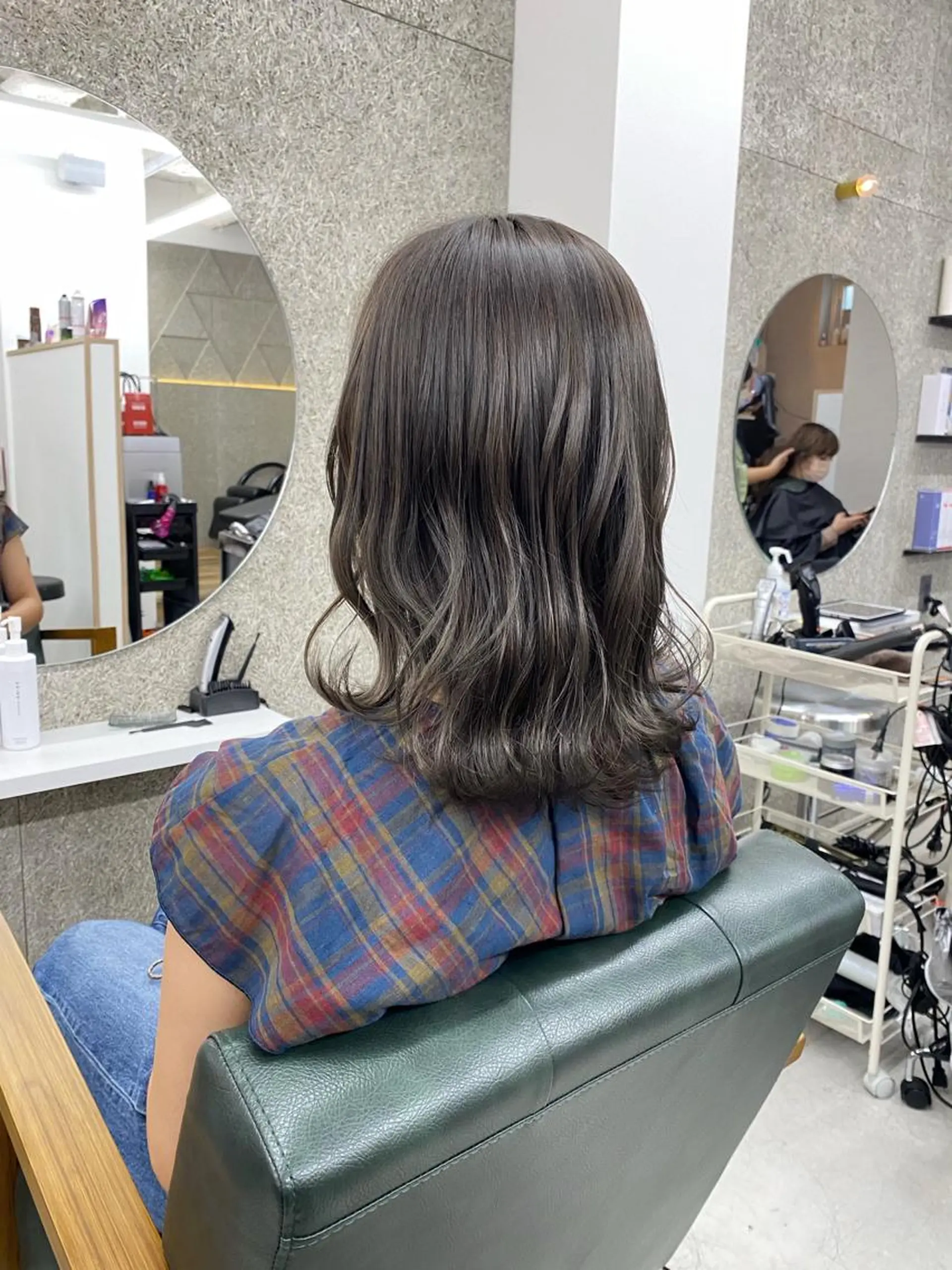 ミディアム カラー カット ヘアカラー トリートメント 八谷 将平のヘアスタイル