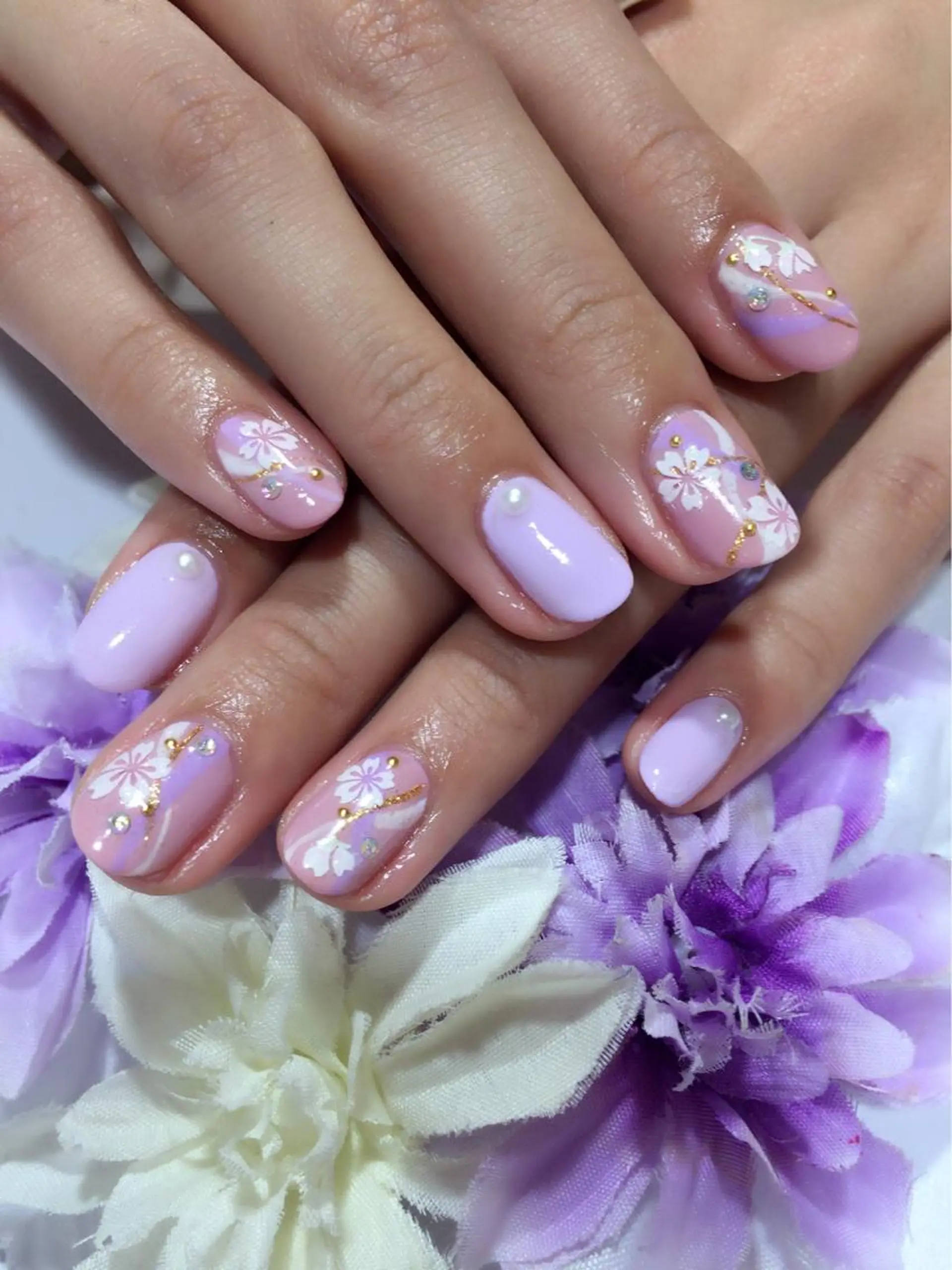 ネイル 成人式 Sympa 𝓜iwako🐰ᩚのネイルデザイン