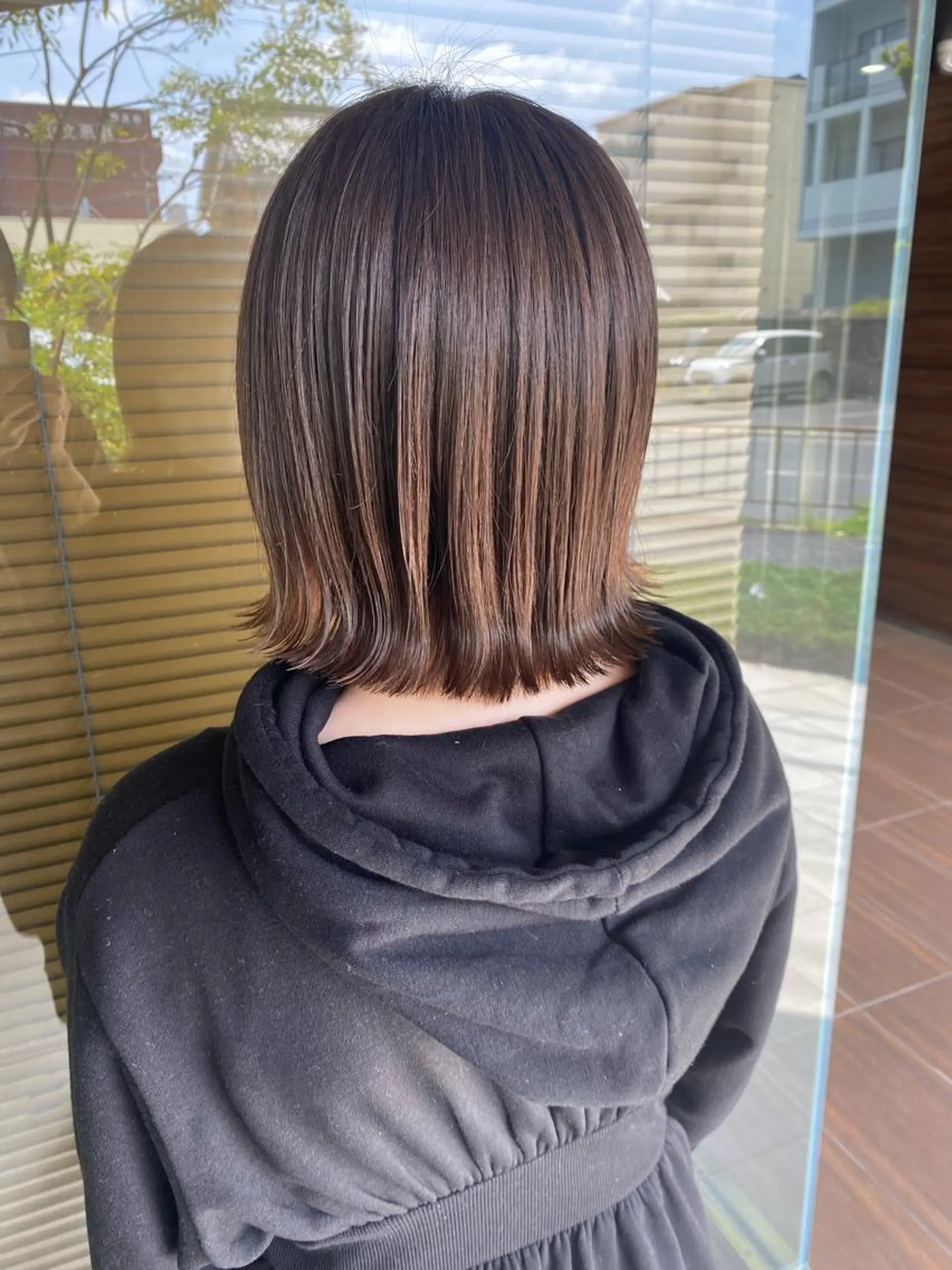 ショート カラー ボブ 小町康耀　ボブ /顔周りレイヤーのヘアスタイル