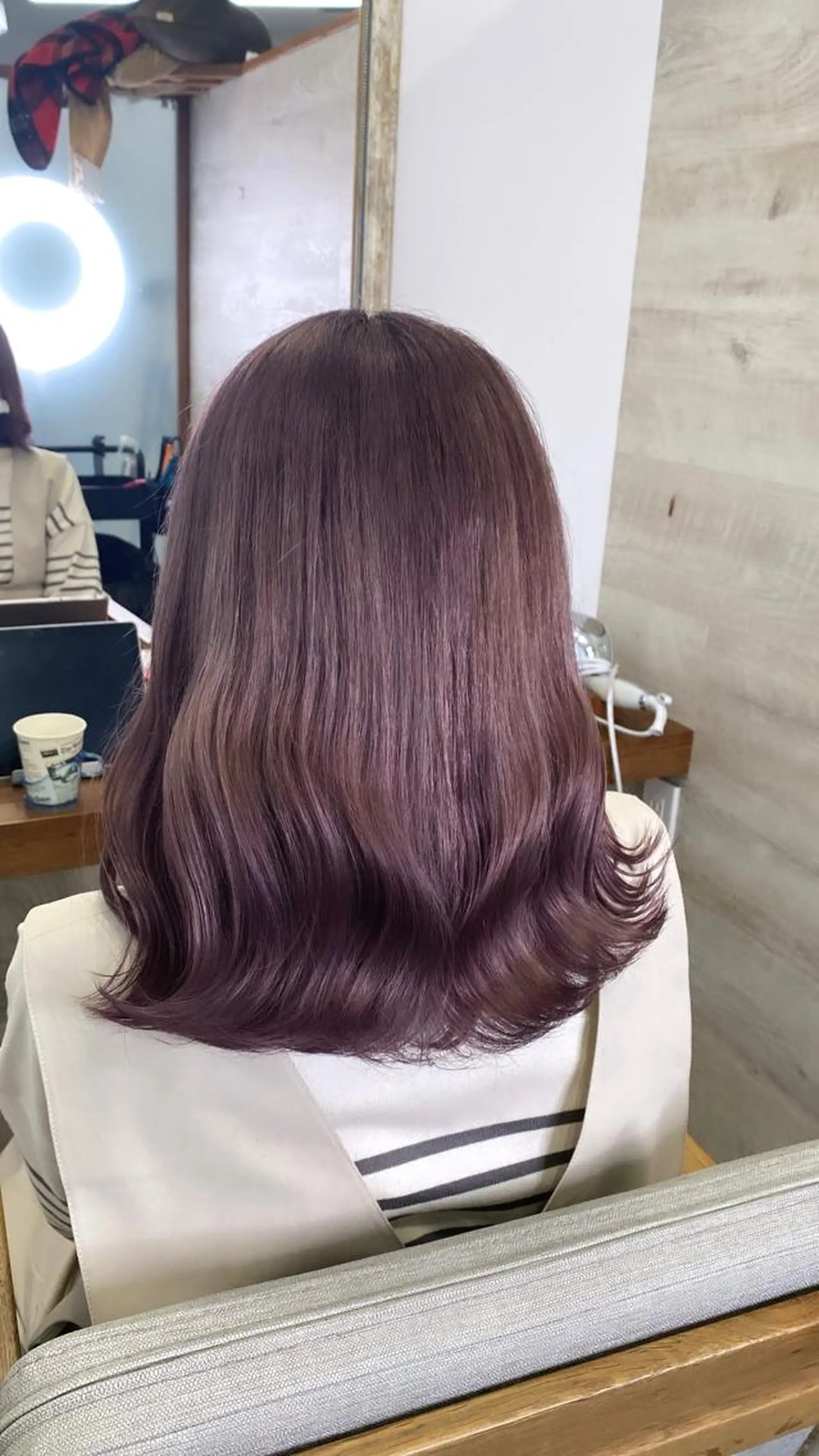 セミロング カラー ヘアカラー トリートメント THESALONS所属・🤍ブリーチカラー /寄田龍樹🤍のヘアスタイル