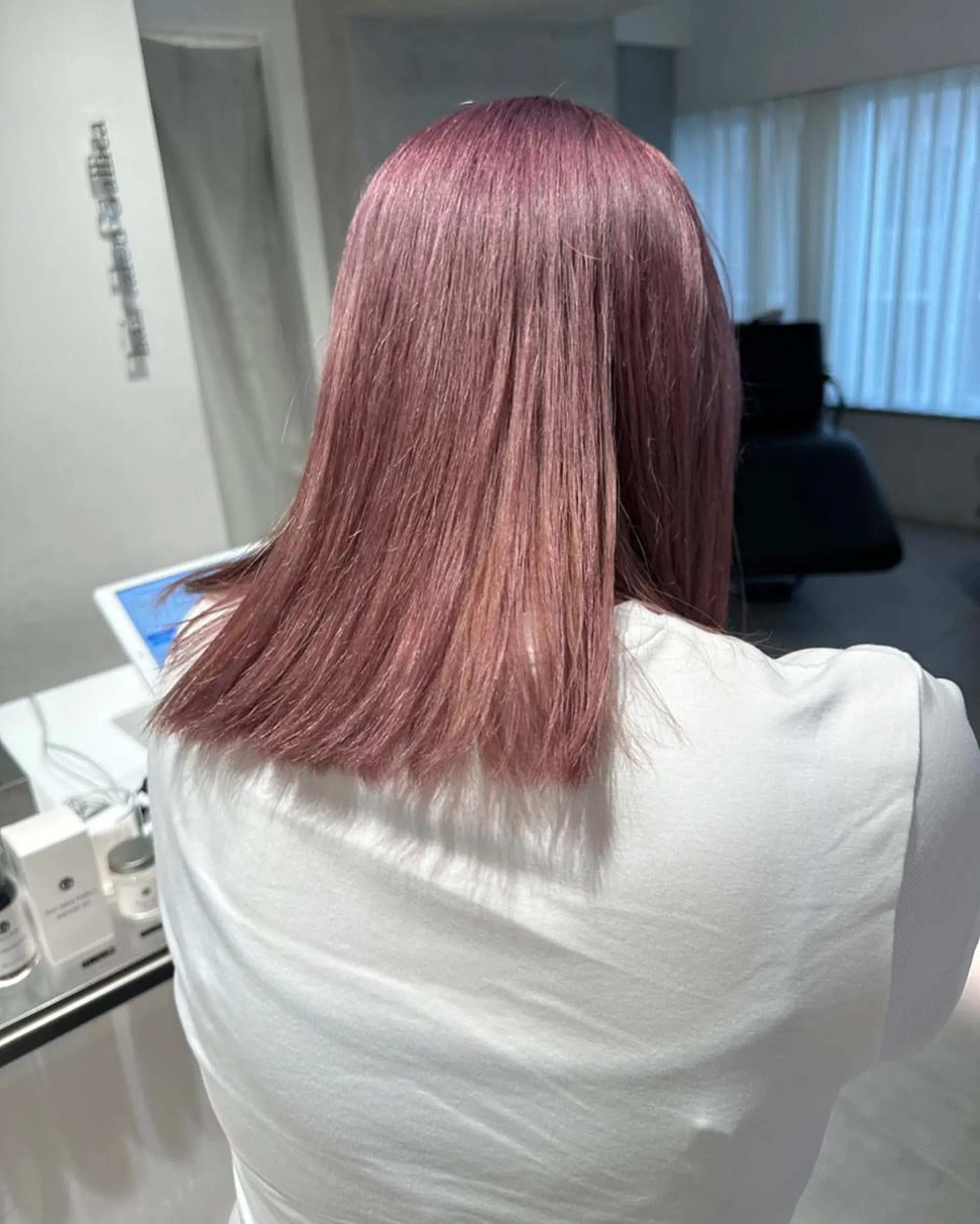 ロング カラー ヘアアレンジ ベージュカラー ピンクカラー ピンクベージュ ヘアカラー トリートメント ヘッドスパ ヘアセット 垢抜け韓国風ヘア カラーMIKUのヘアスタイル