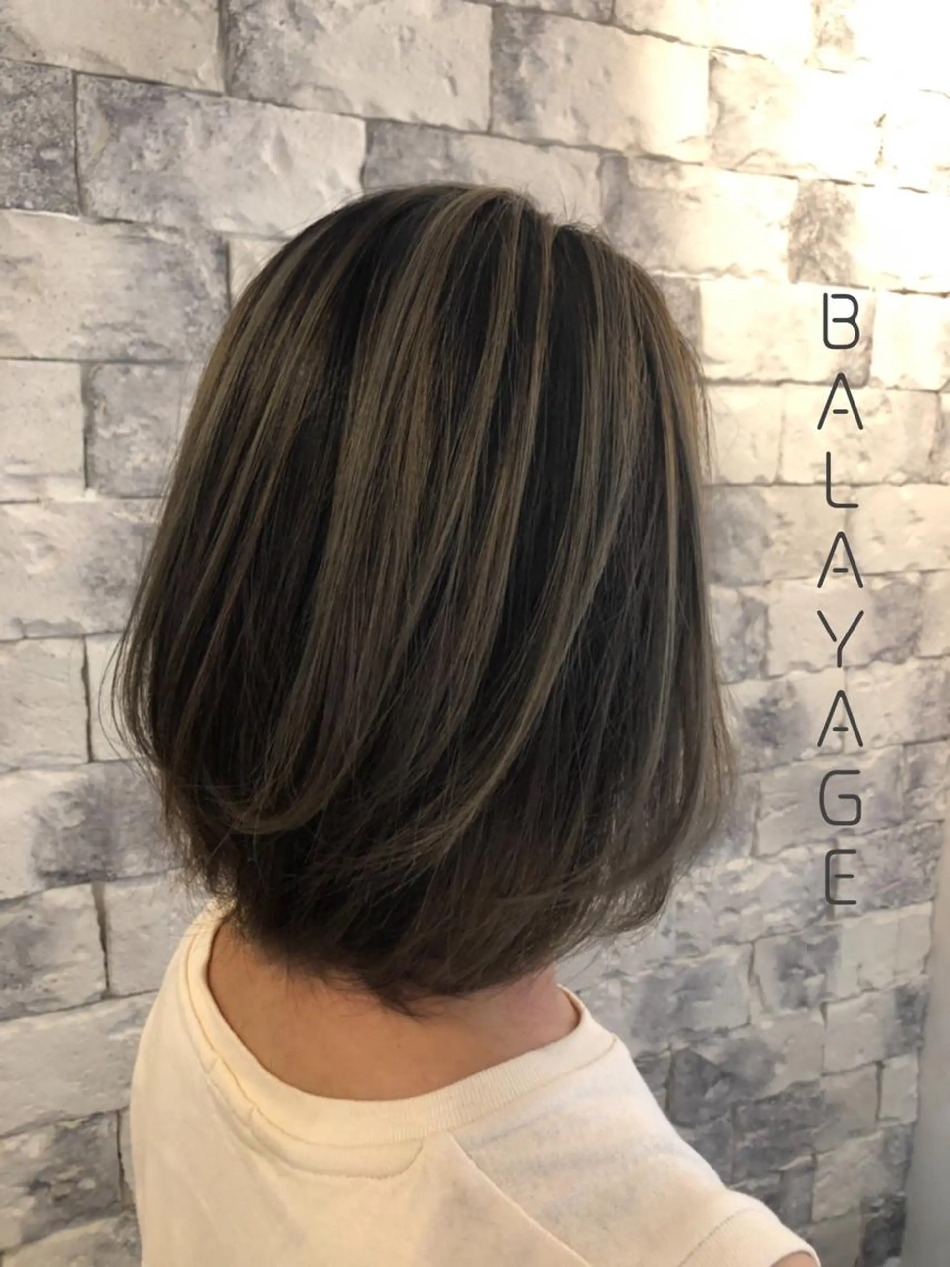 ショート カラー バレイヤージュ 外国人風カラー レイヤーカット 美髪矯正 🌈髪質改善 山下のヘアスタイル