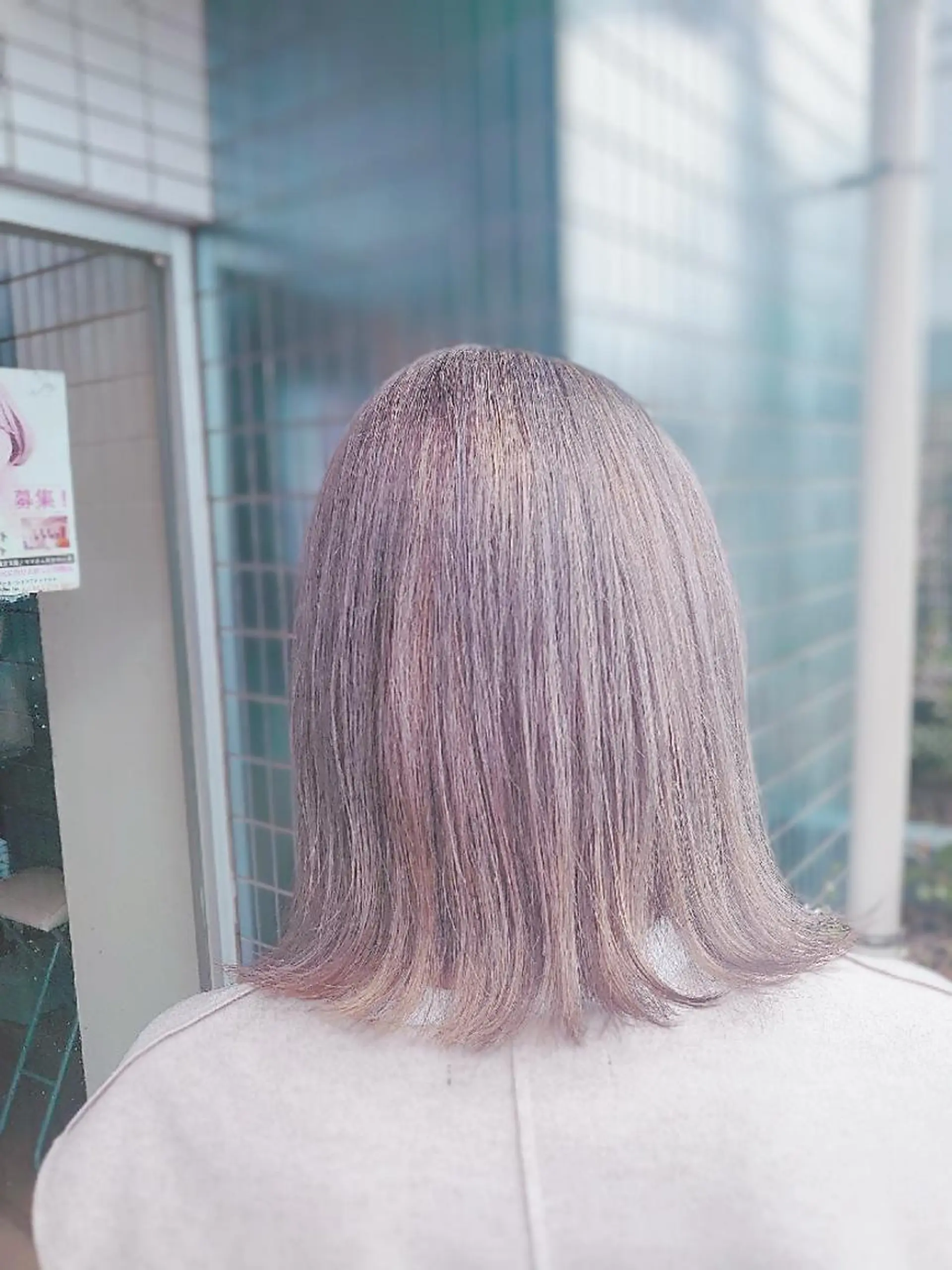 ミディアム カラー ブリーチ グレージュ カーキグレージュ 外ハネヘア ヘアカラー トリートメント ✔️【Fan.】 ☆工藤寿也のヘアスタイル