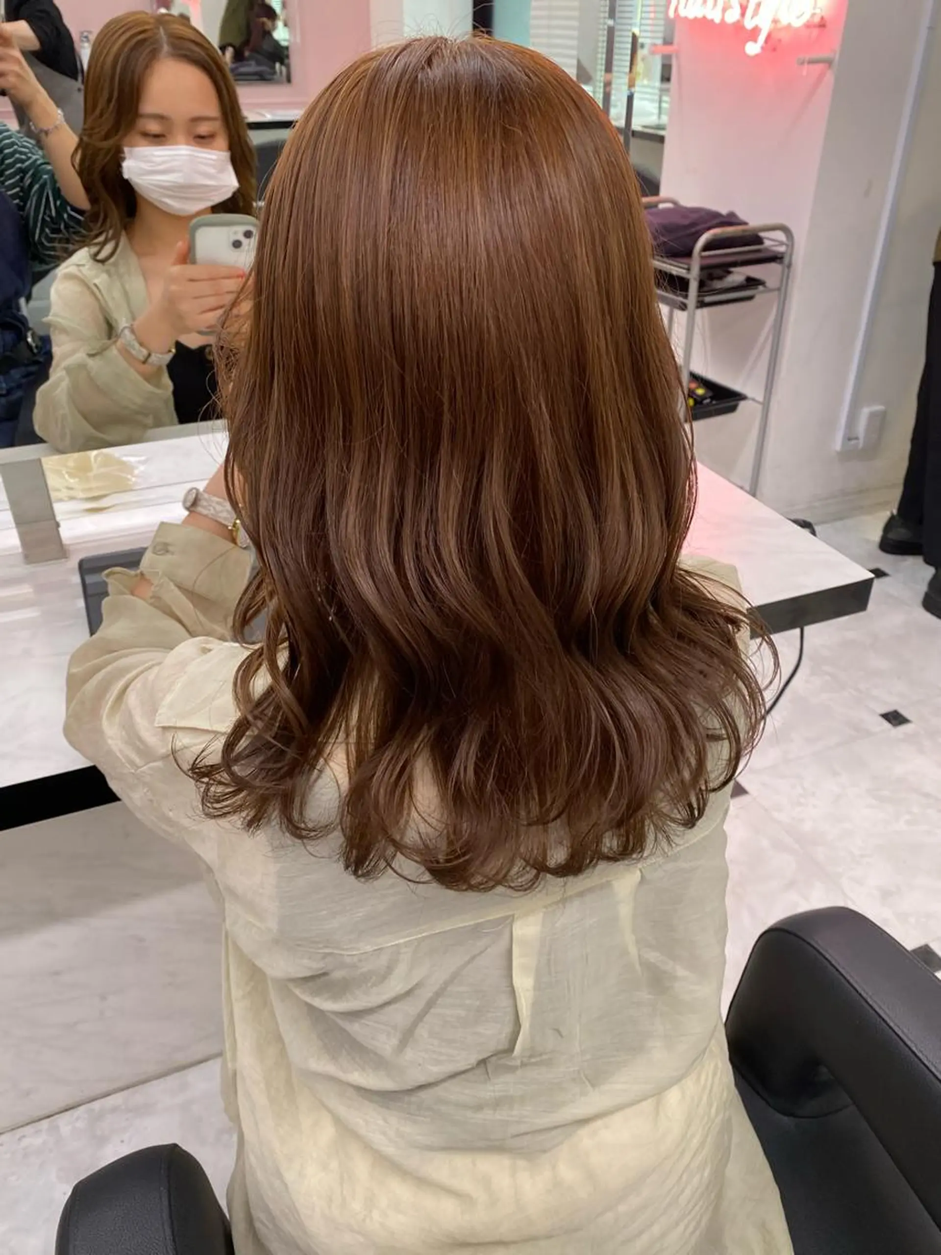 セミロング カラー ヘアカラー トリートメント ケアブリーチ 韓国レイヤーKYONのヘアスタイル