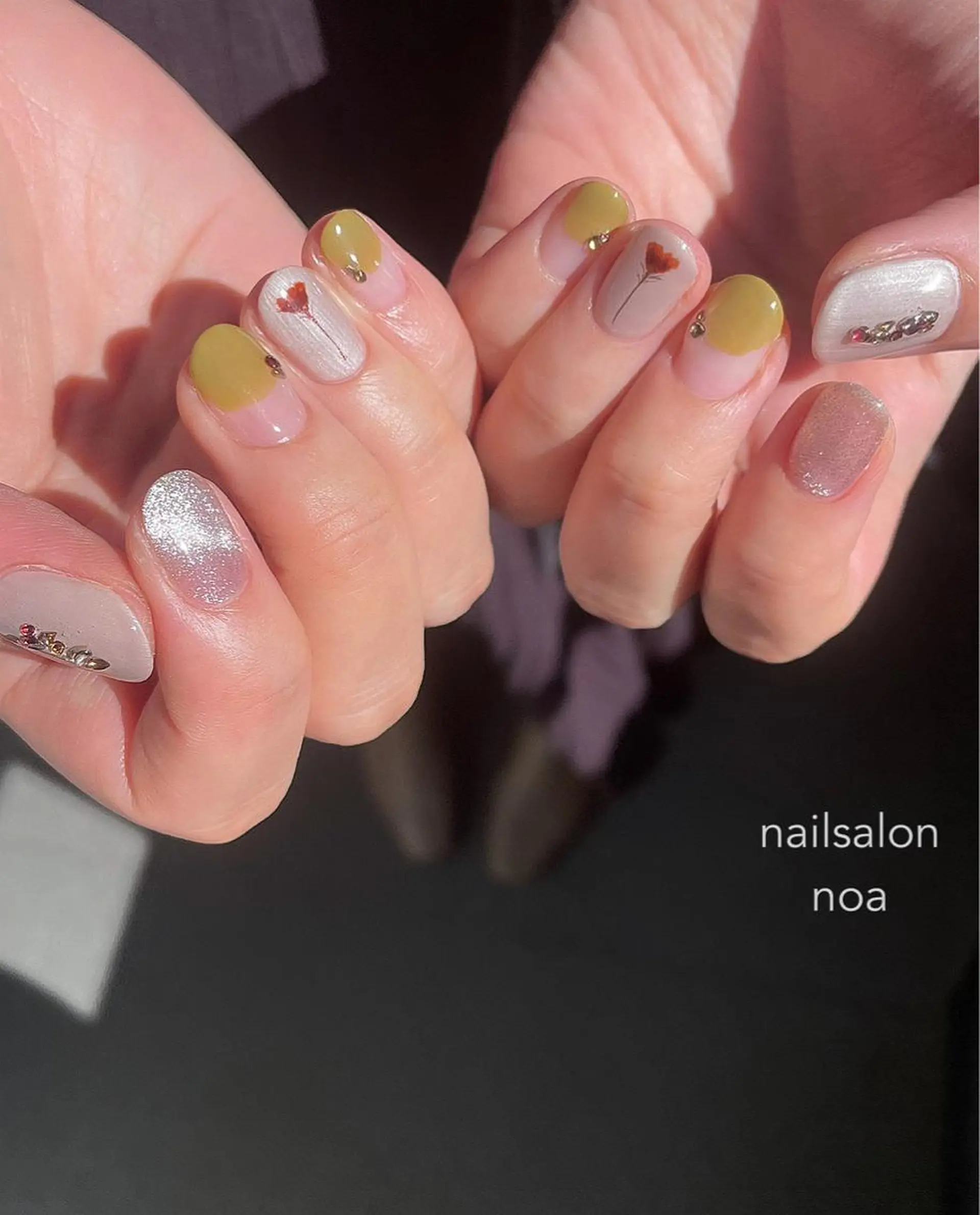 ネイル アートネイル オーロラネイル カジュアル ジェルネイル 氷ネイル・うるうるネイル nailsalon noa所属・nailist sakiのネイルデザイン