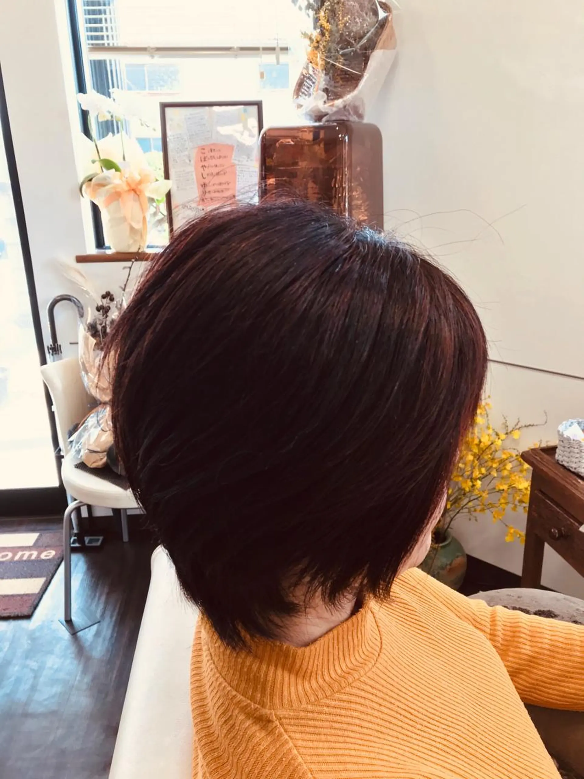 ショート カラー 小林 由里香のヘアスタイル