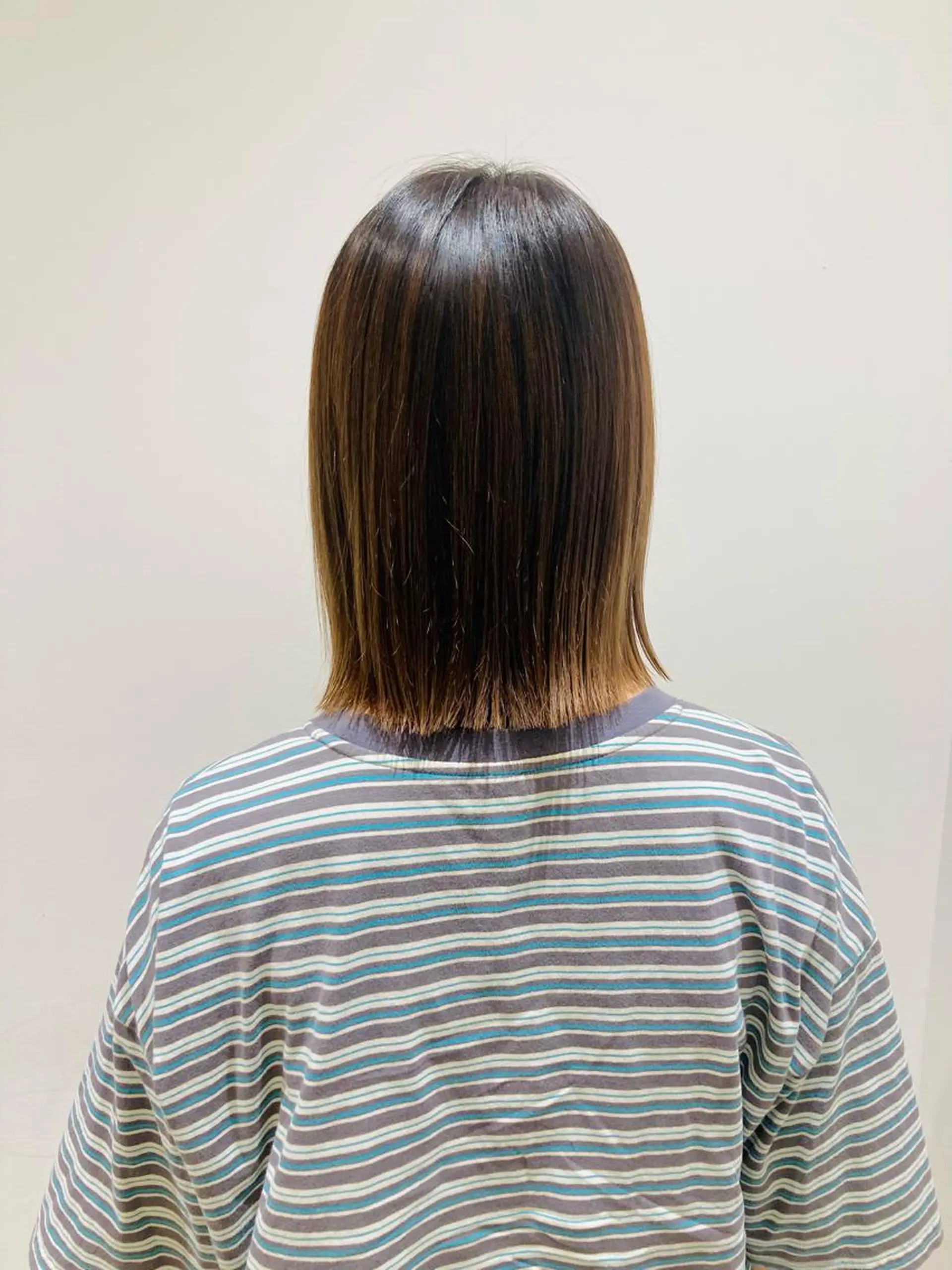 ミディアム 折本 沙織のヘアスタイル