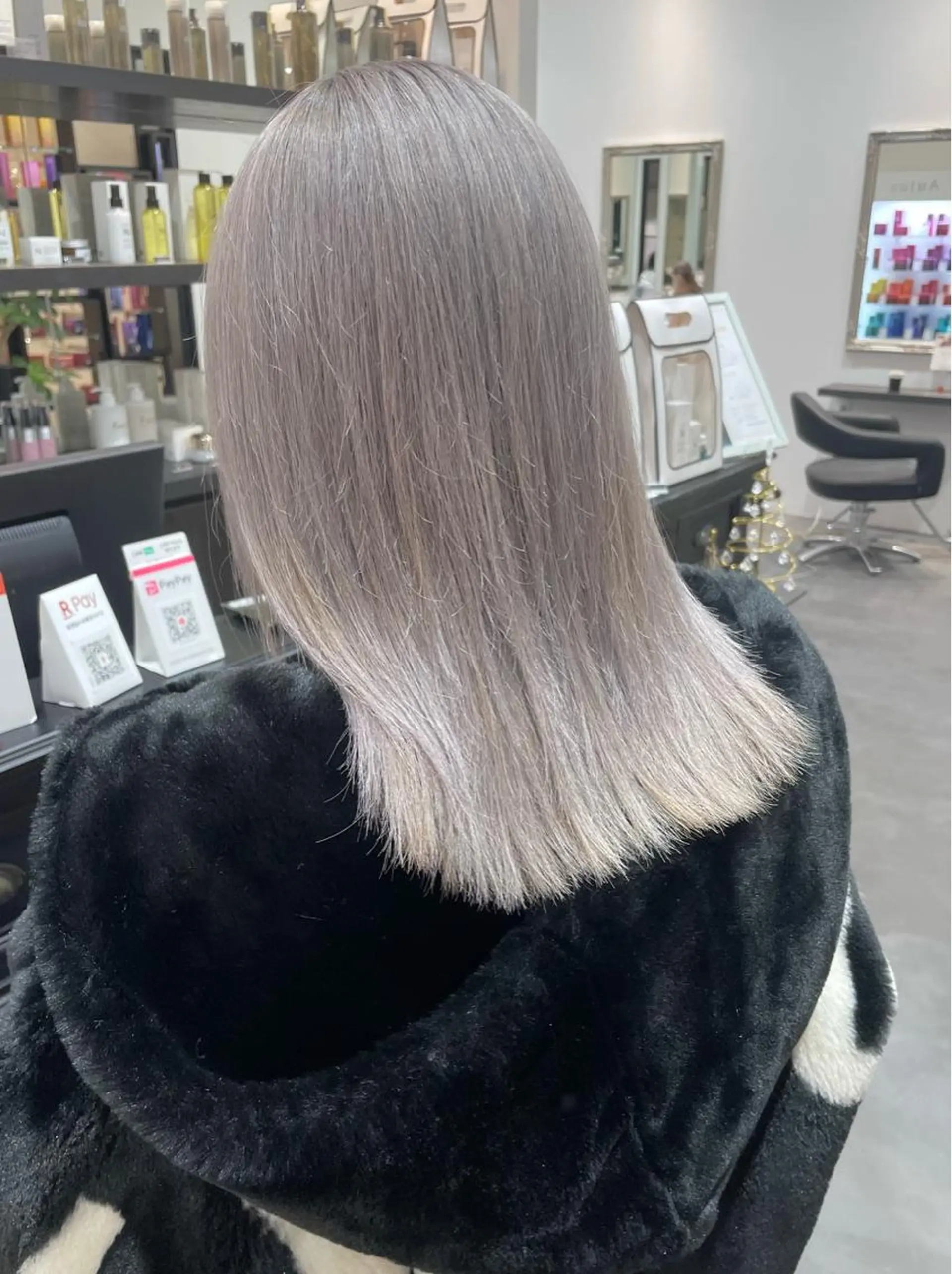 ミディアム カラー ヘアアレンジ ヘアカラー トリートメント 小倉 愛里のヘアスタイル