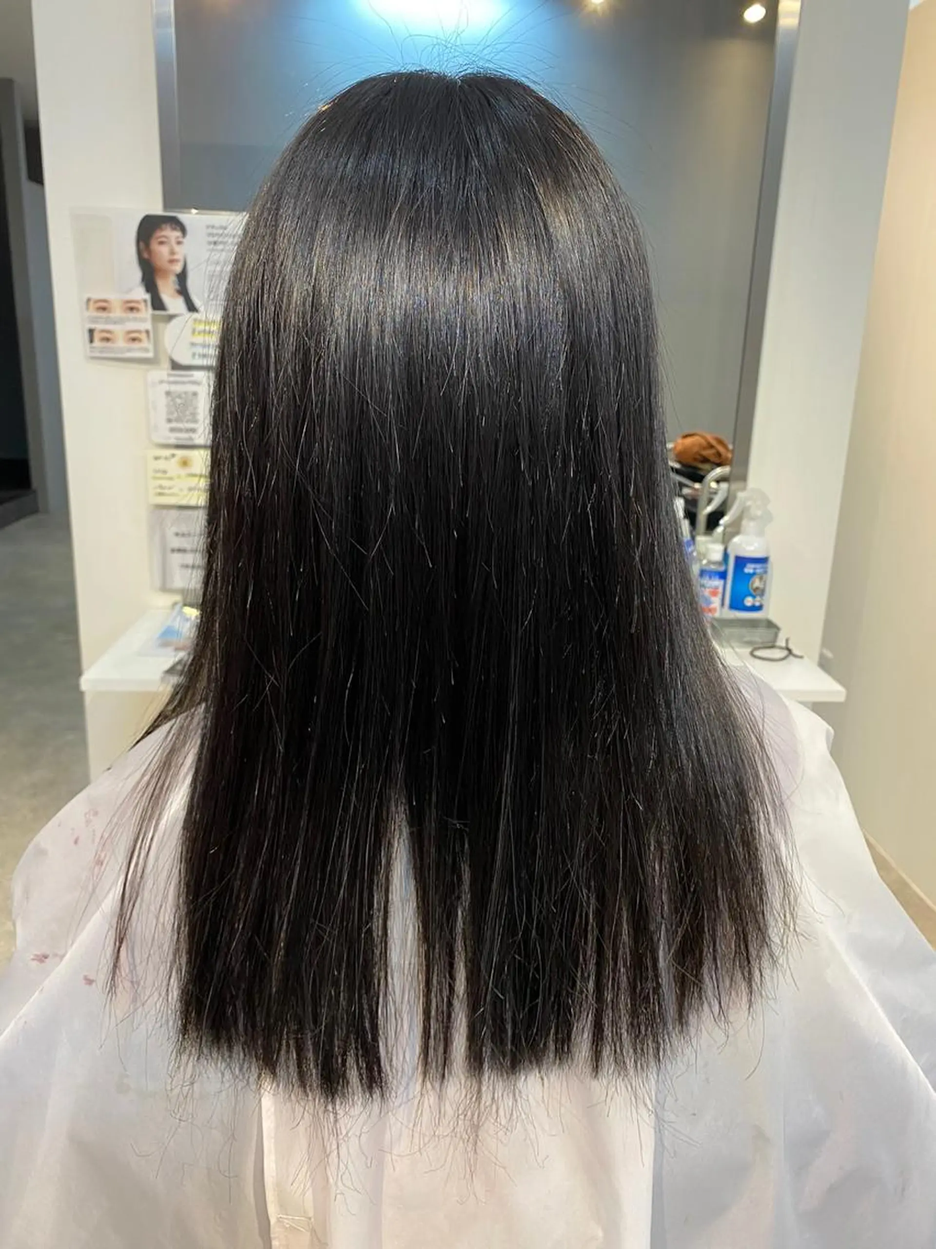 セミロング TRIERA 増川のヘアスタイル