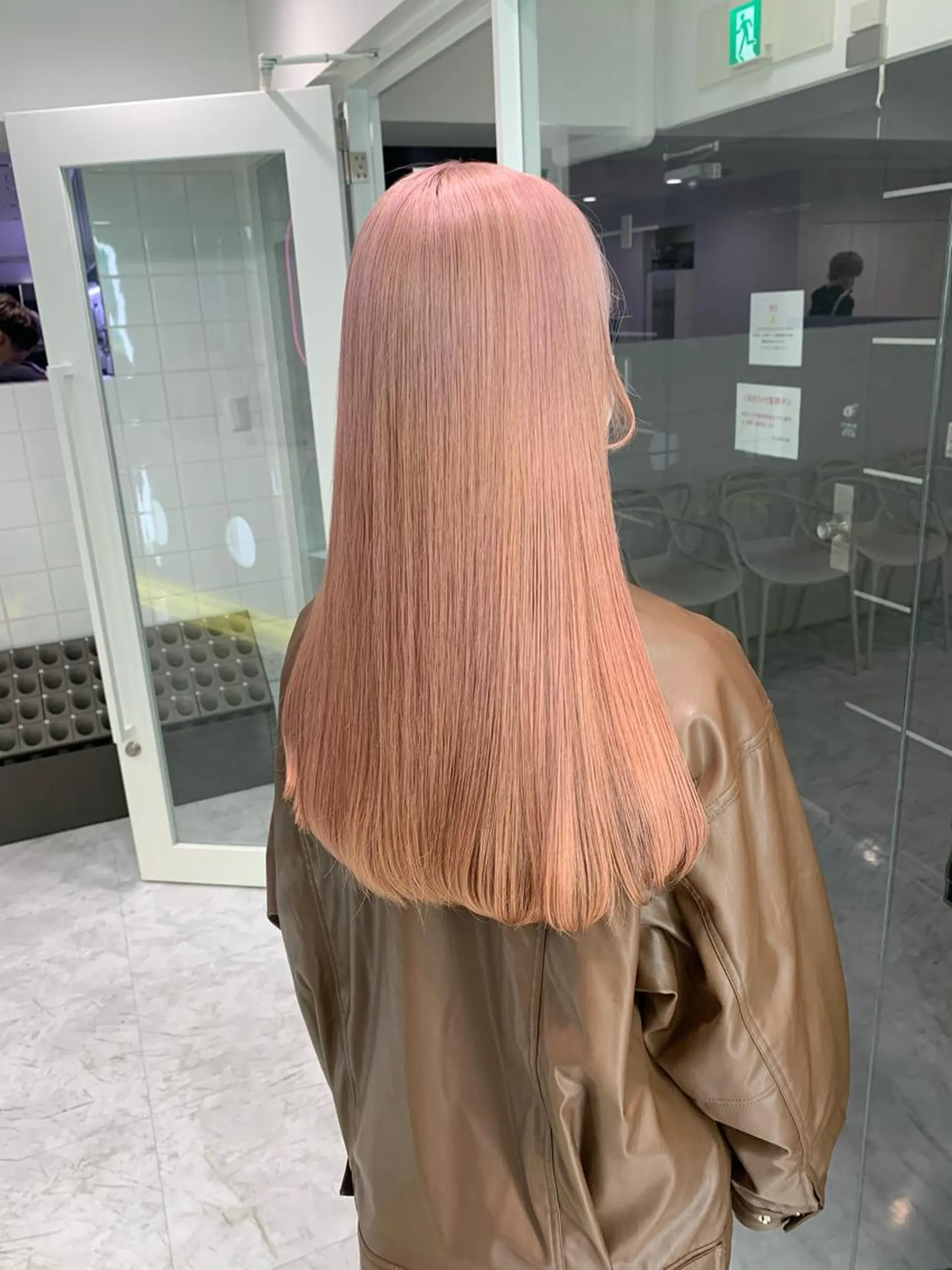 ロング カラー ヘアカラー 🪞ハイトーン🪞 🤍waka🤍のヘアスタイル