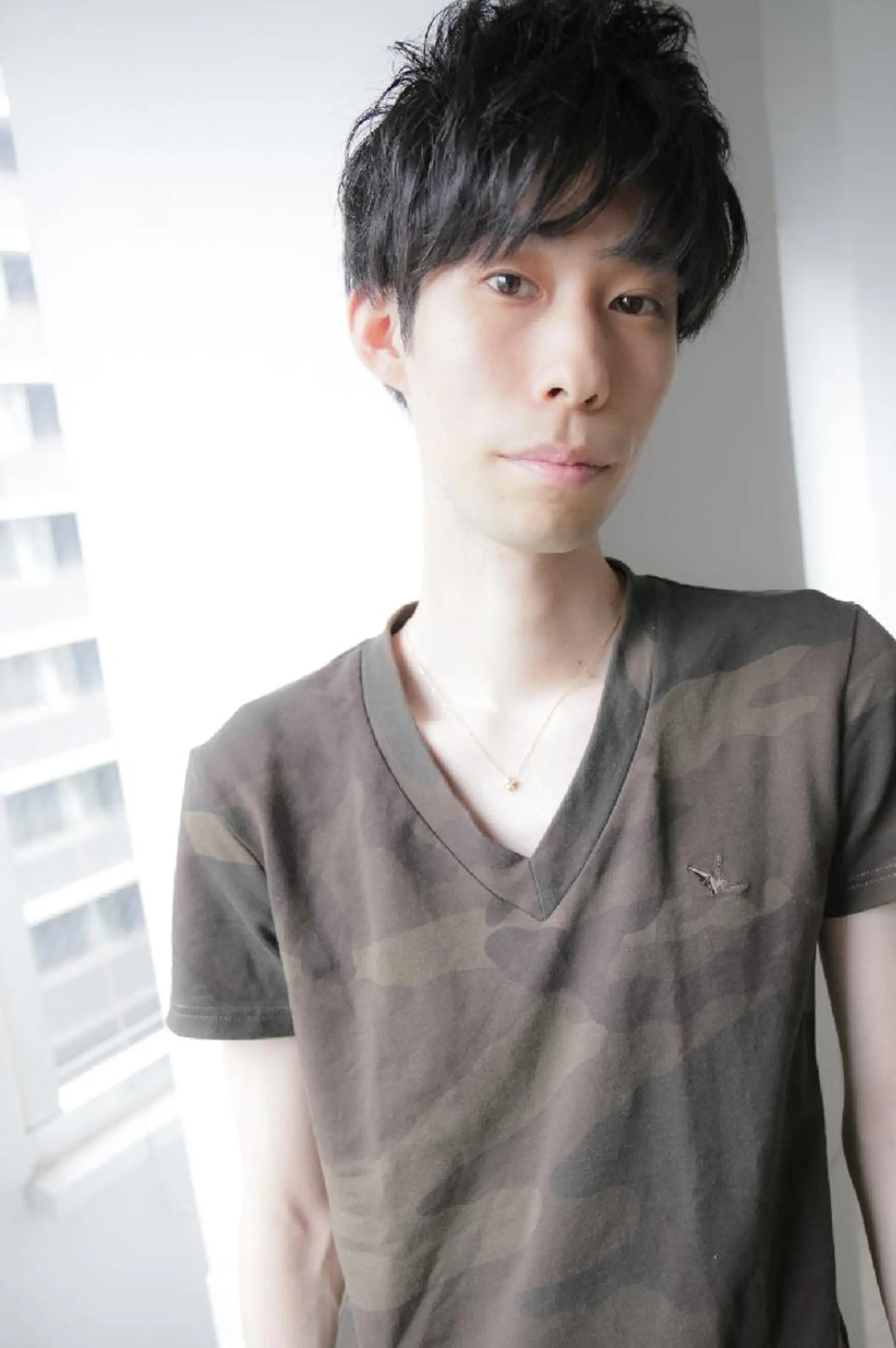 ミディアム カラー パーマ ヘアアレンジ メンズ ネイル マツエク・マツパ キッズ マッシュ ナチュラル Siq  FMのヘアスタイル