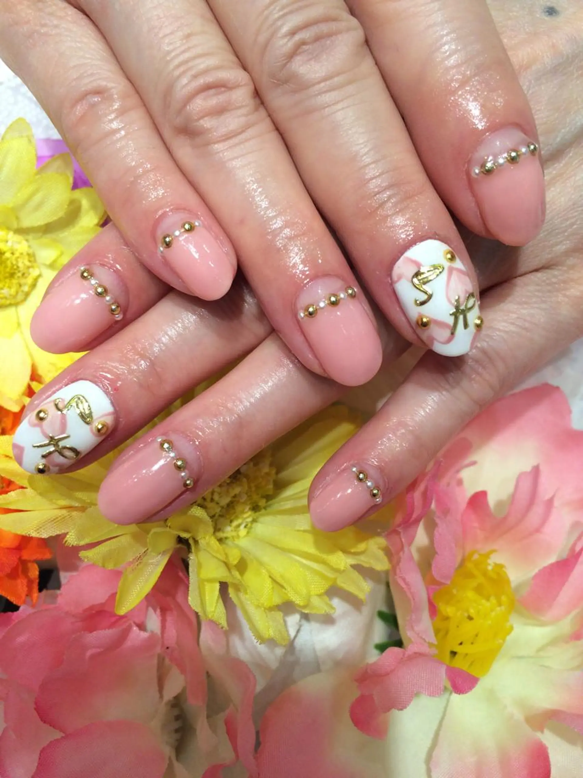 ネイル バレンタイン maison　opus所属・nailartist lisaのネイルデザイン