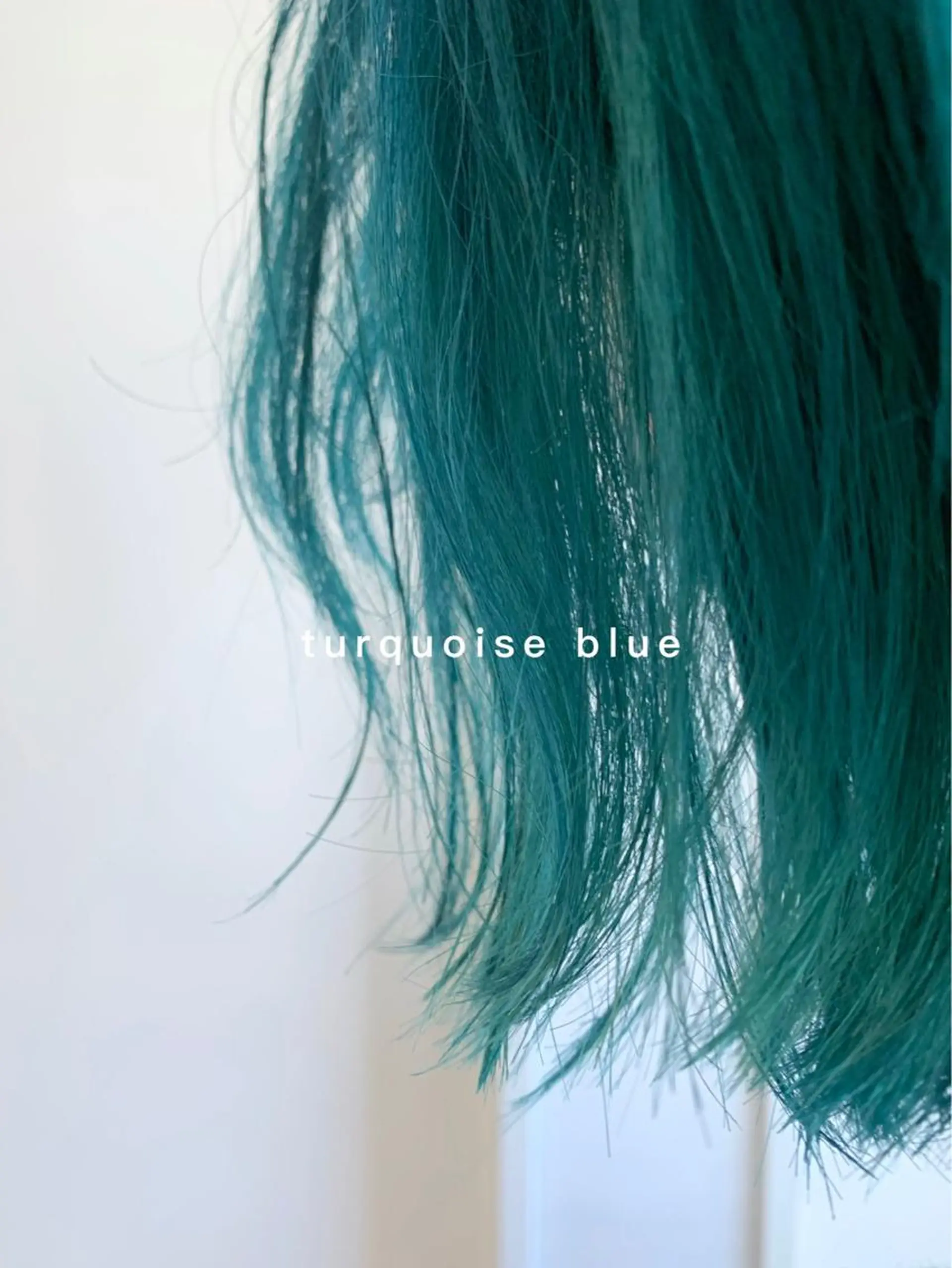 カラー ブリーチ ブルーカラー カット ヘアカラー トリートメント loka所属・山本 晶大のヘアスタイル