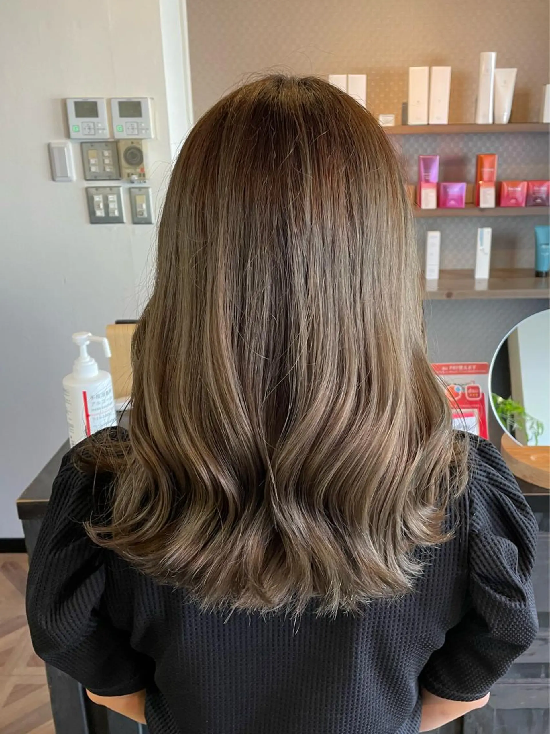 ロング カラー Ayaka ／ VISEOのヘアスタイル