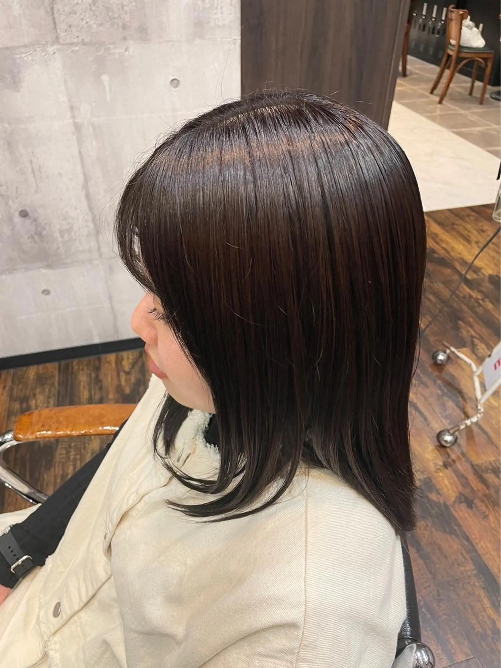 ミディアム 透明感カラー🫧縮毛 矯正🪽izumiのヘアスタイル