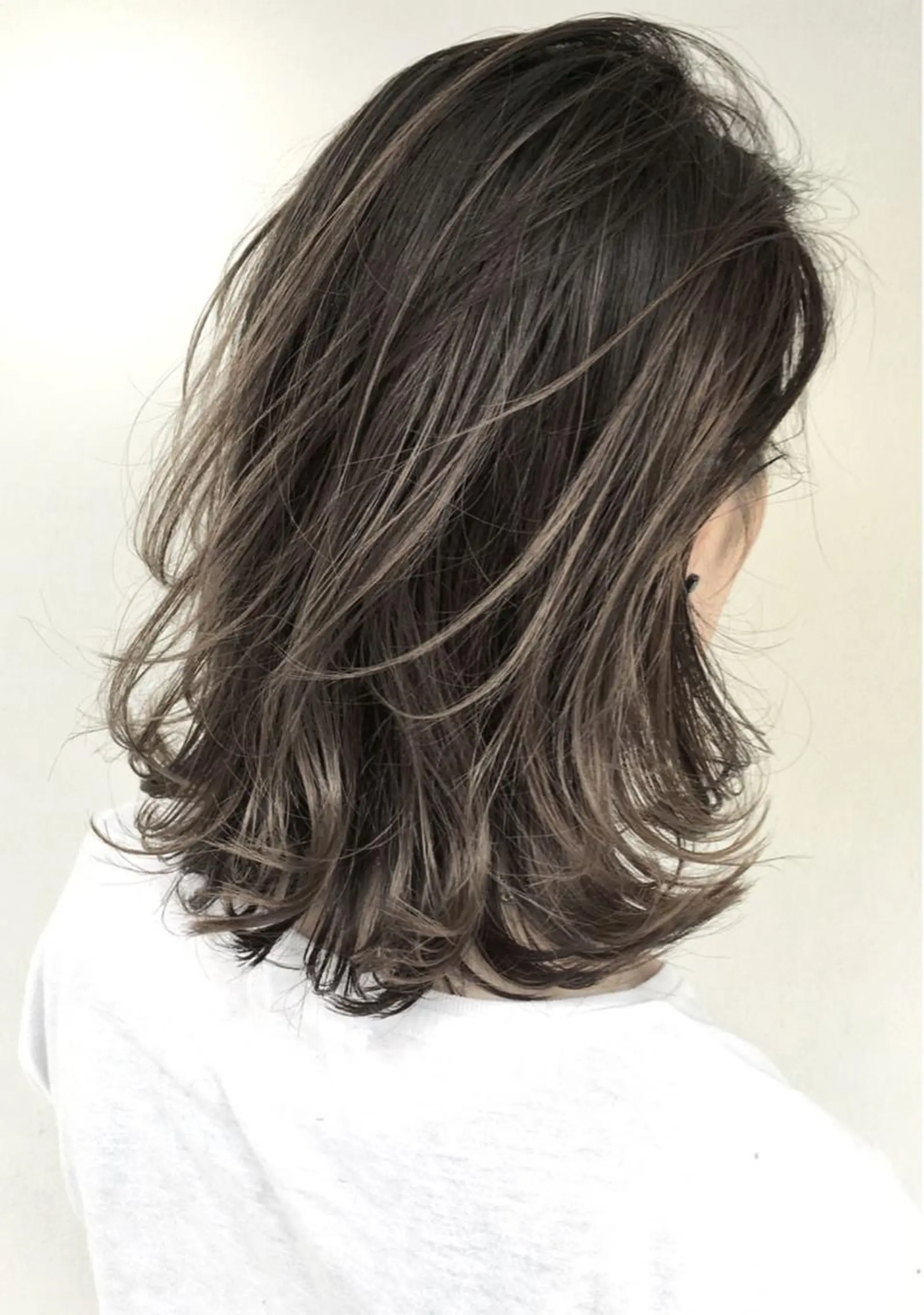 ミディアム カット ヘアカラー トリートメント 💗艶×髪改善カラー 特化💗AYAKIのヘアスタイル