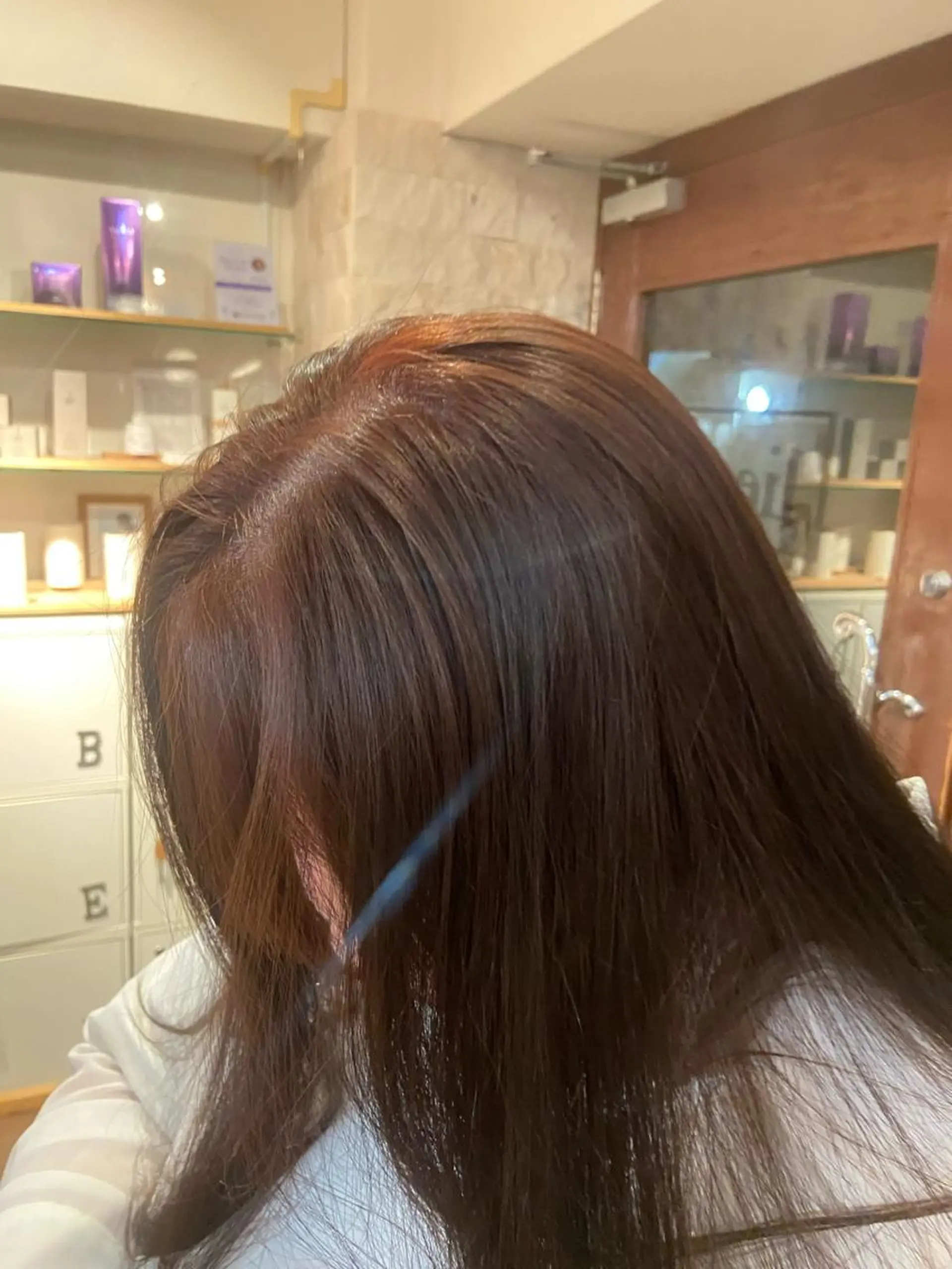 ロング ヘアカラー 日高 愛華のヘアスタイル