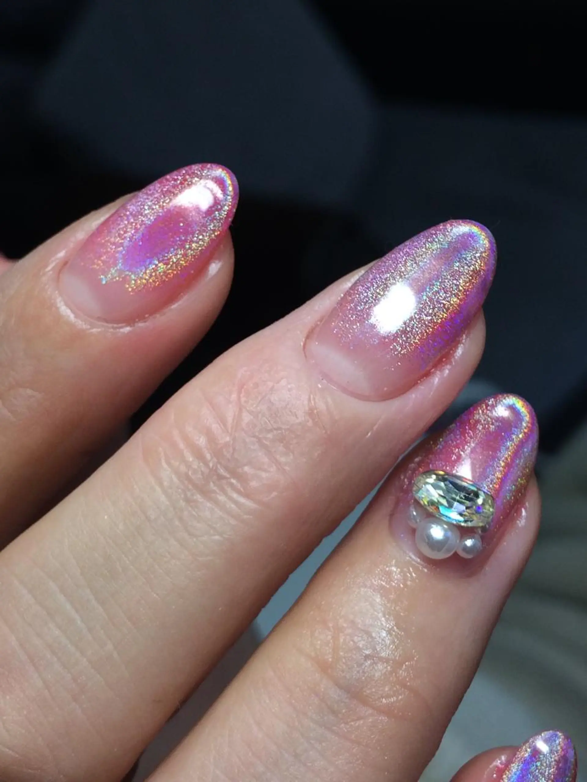 ネイル ストーンネイル ハンドネイル nail salon 7☺︎2所属・nail salon 7☺︎2のネイルデザイン