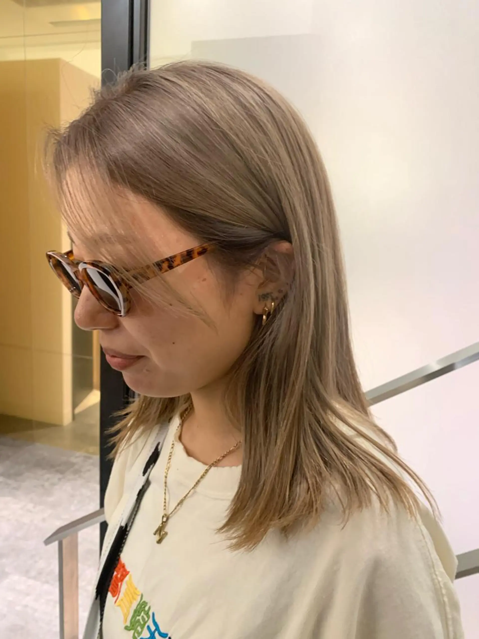 ミディアム カット ヘアカラー GO TODAY SHAIRE SALON所属・miu （ミユ）のヘアスタイル