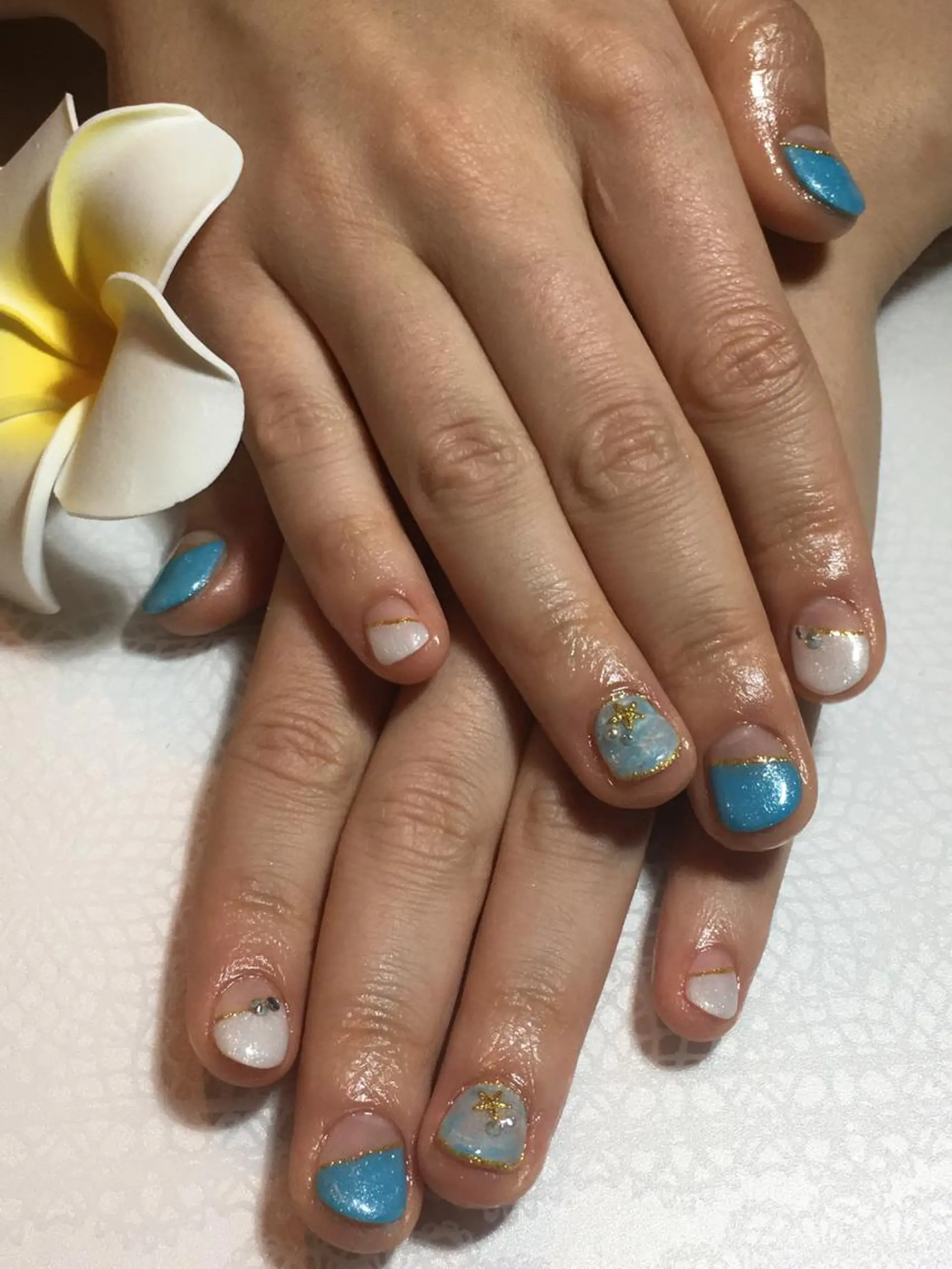 ネイル ブルー キラキラネイル 古川 里美のネイルデザイン