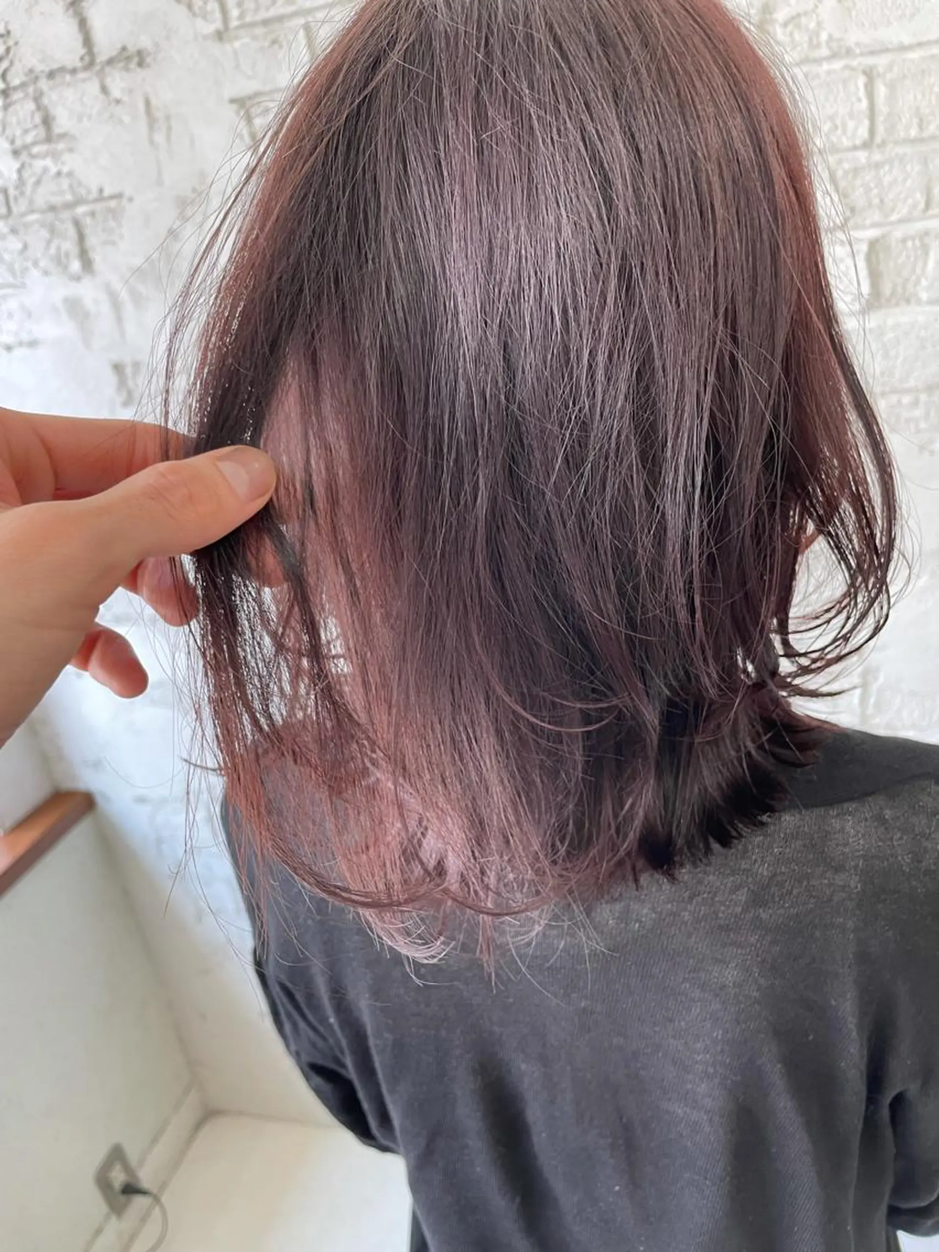 ミディアム カラー カシス イルミナカラー レッドカラー ブリーチ特化 ハイトーンRYOYAのヘアスタイル