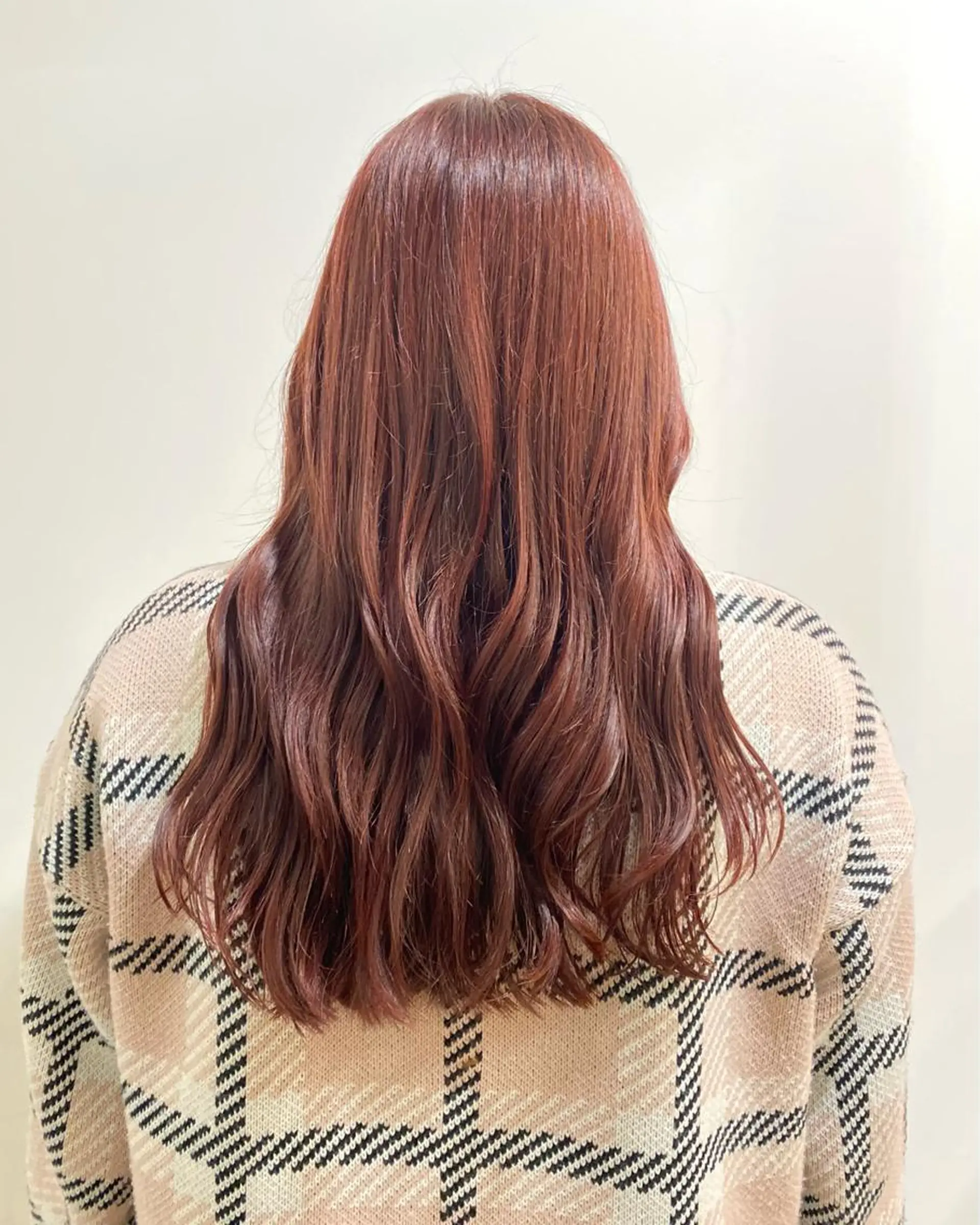 ロング ヘアカラー つじ みさきのヘアスタイル