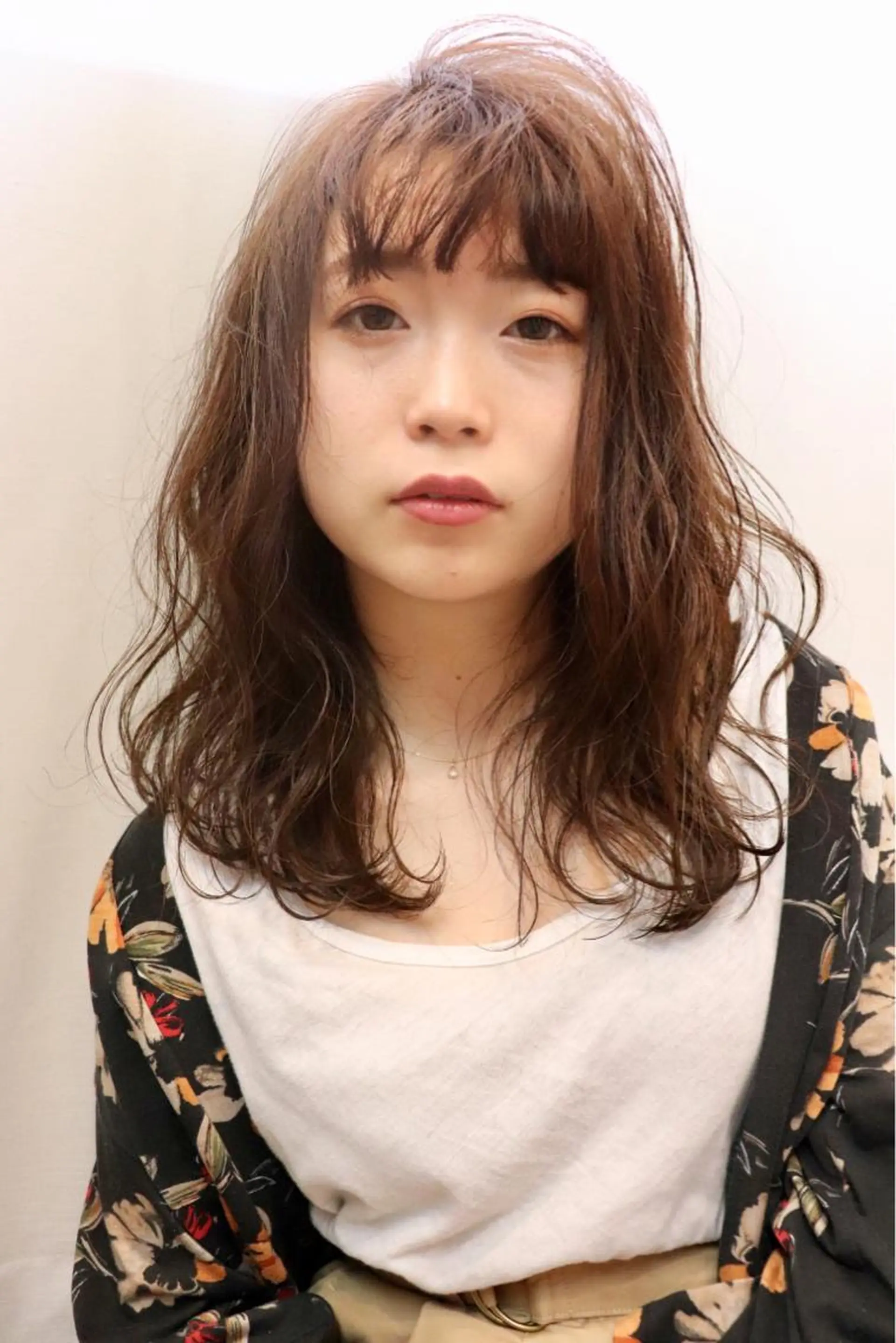 ミディアム カラー 萌花　moeka /韓国/レイヤーのヘアスタイル