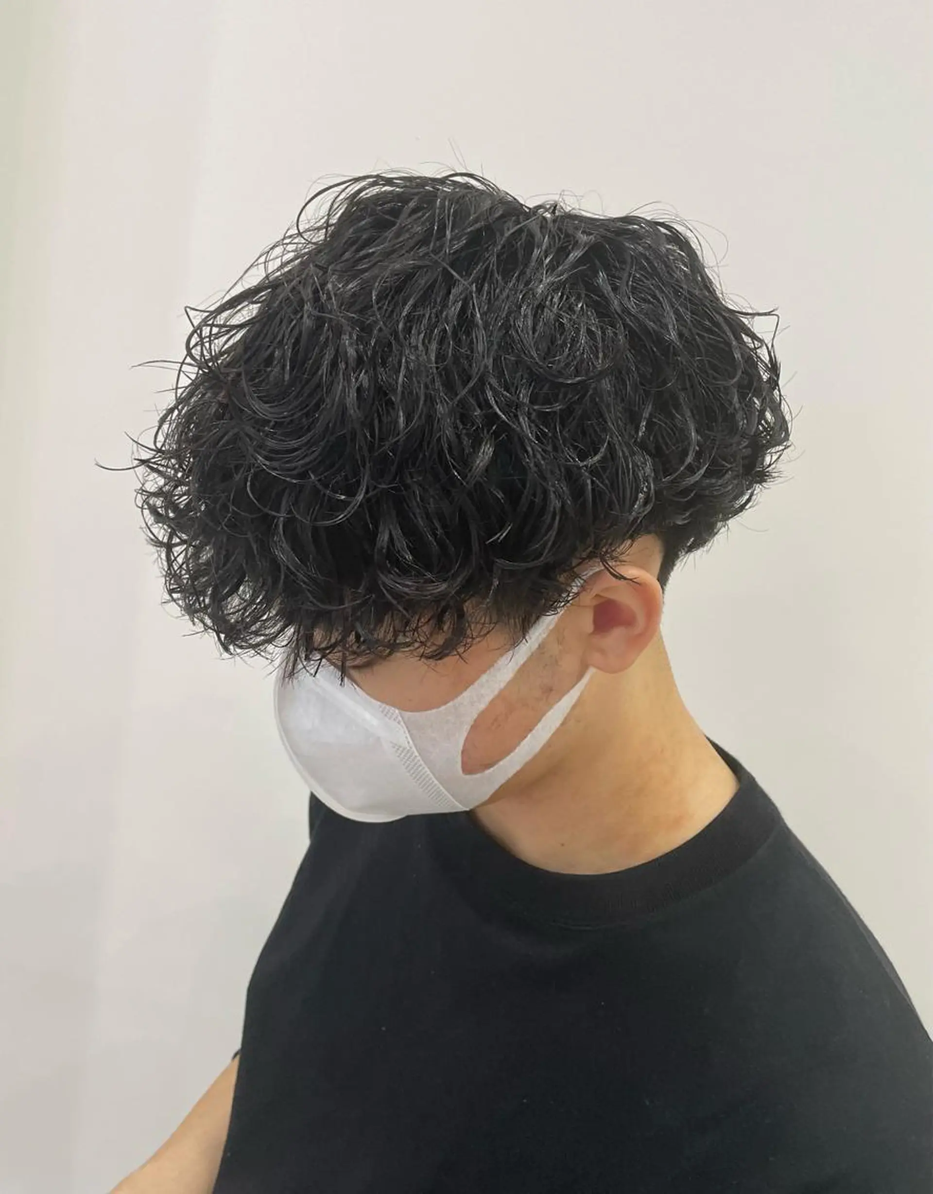 ミディアム パーマ メンズ 🔥縦落ちツイスパ 🔥鈴木健紀のヘアスタイル