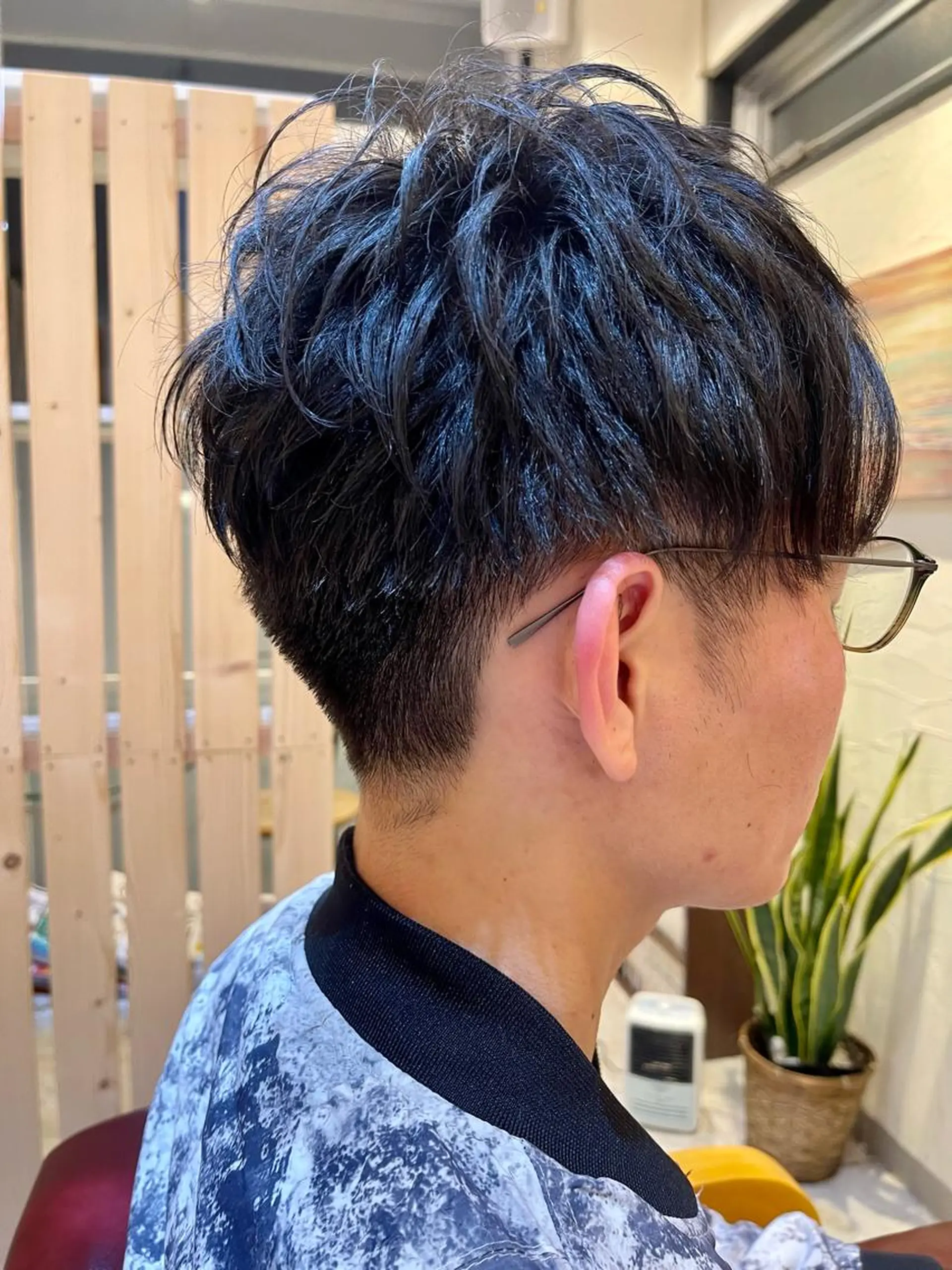 ショート カット 🍭透明感カラー 志賀拓海🍬🌈のヘアスタイル