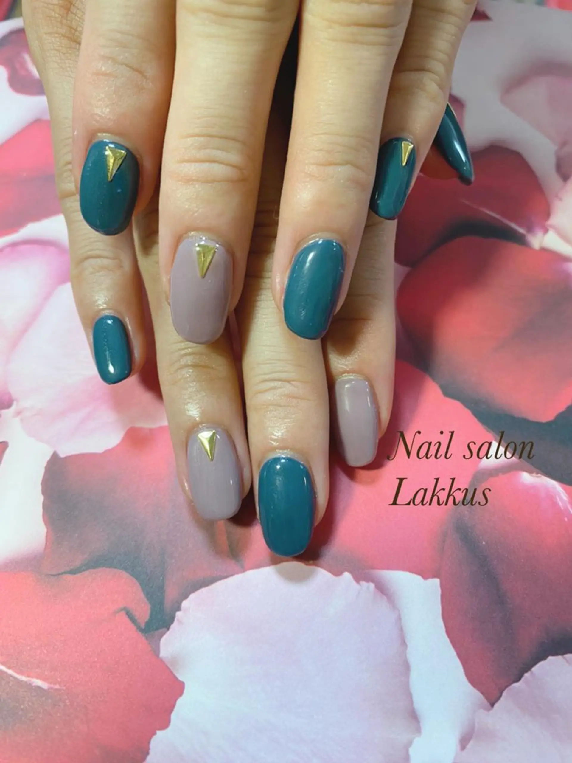 ネイル Lakkus T－CHIのネイルデザイン