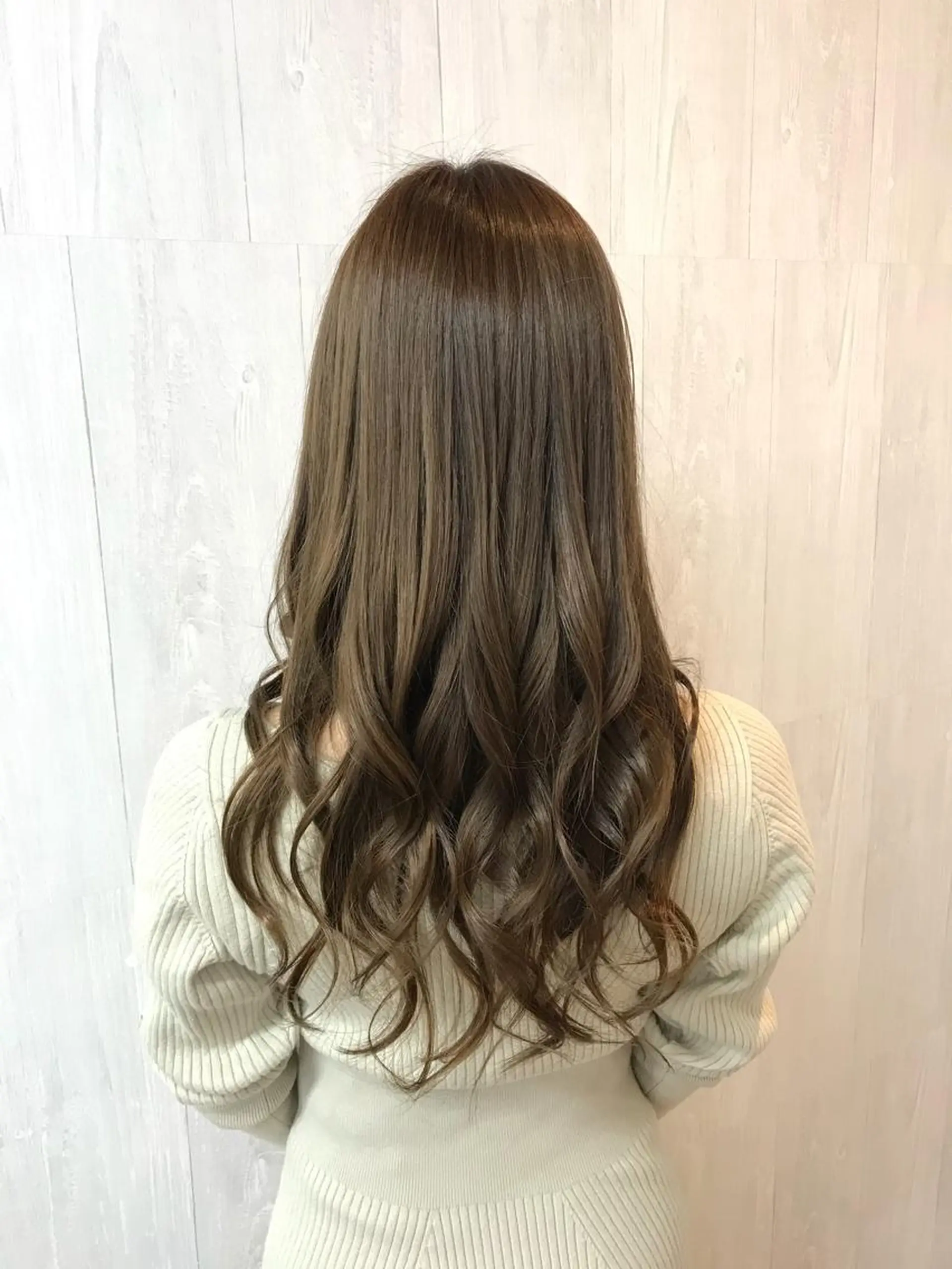 ミディアム ヘアカラー GLOSS 心斎橋 山上のヘアスタイル