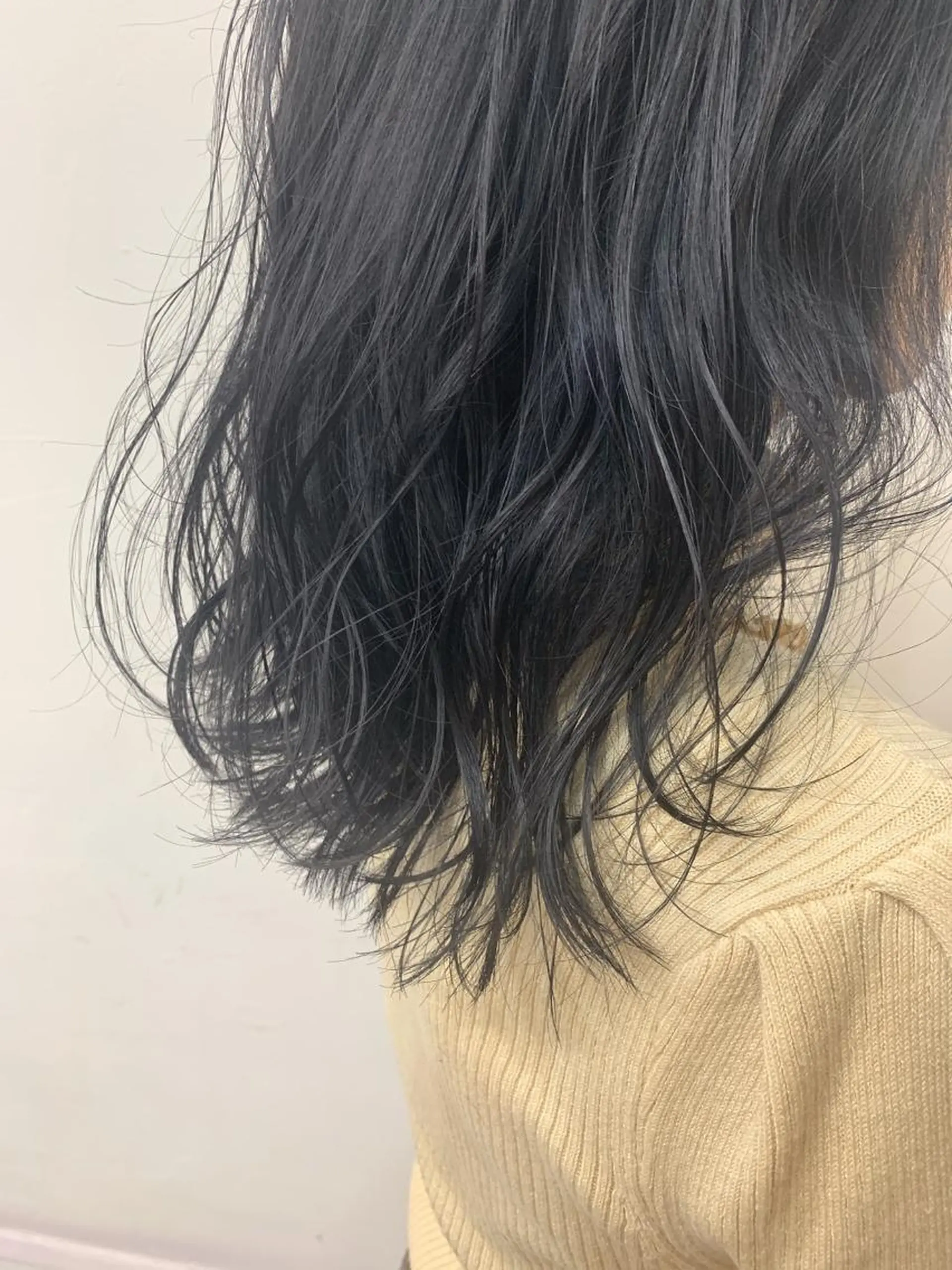 セミロング ヘアカラー トリートメント chama レイヤーカットのヘアスタイル