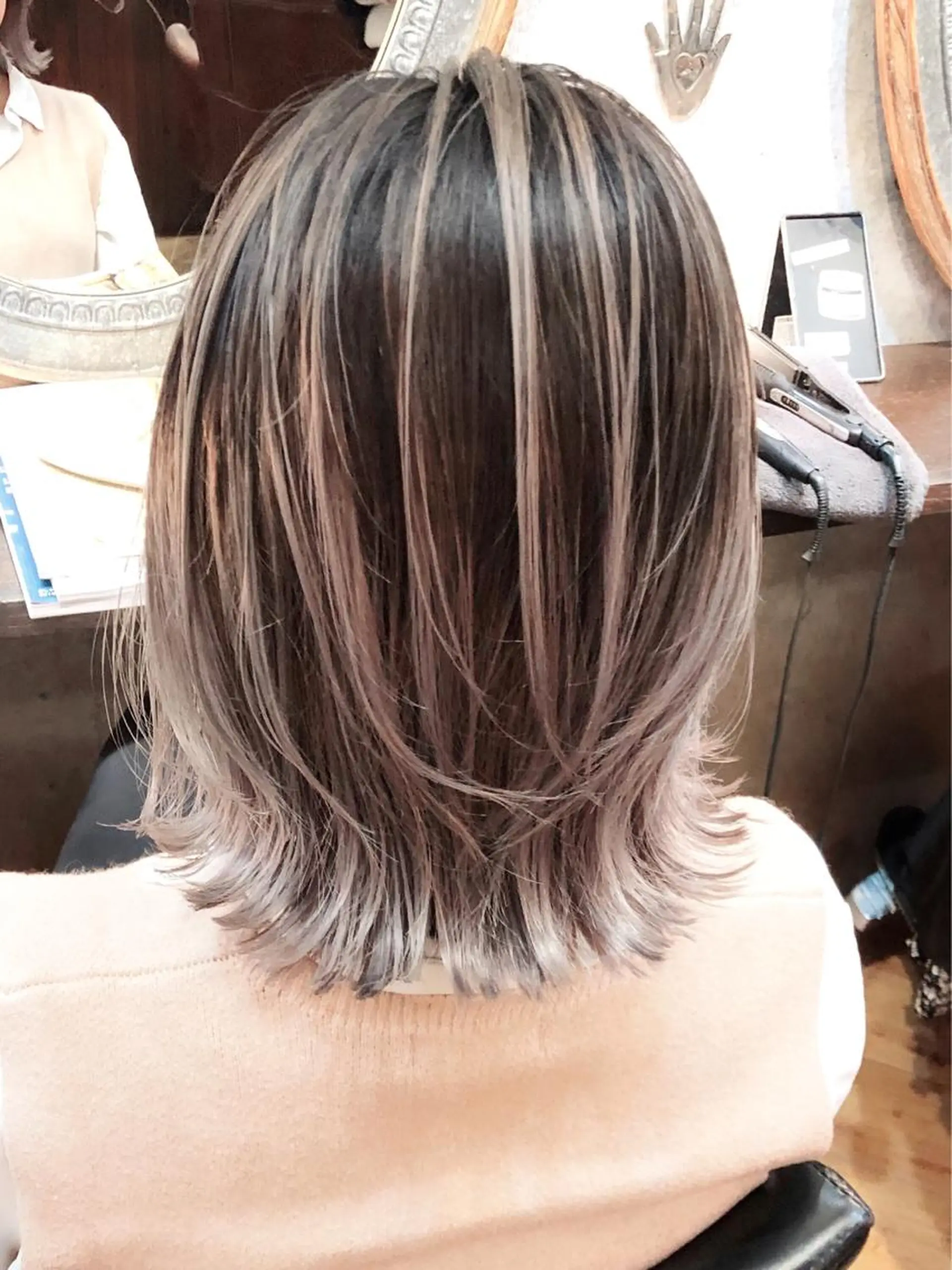 ショート ボブ レイヤーカット 斉藤 潤一のヘアスタイル