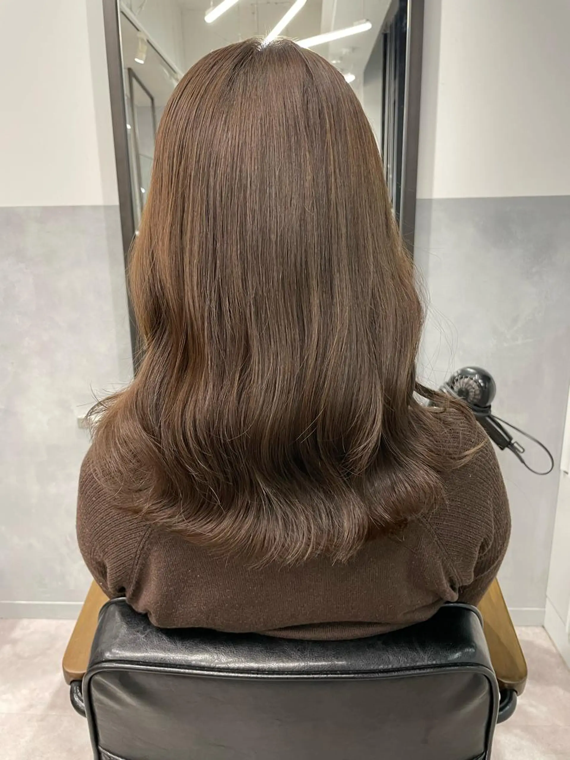セミロング ダブルカラー🎀池袋 ツノダルカのヘアスタイル